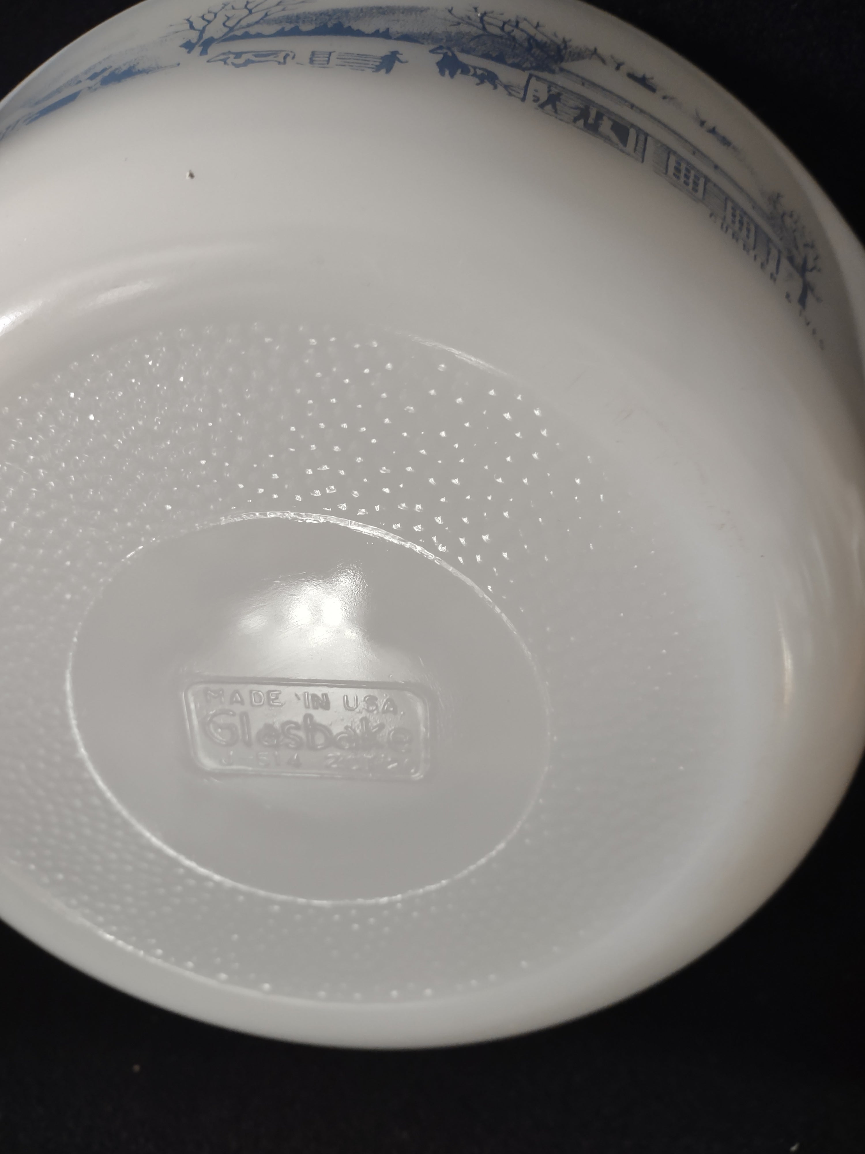 Vintage Glasbake Milk Glass 2QT Casserole Currier & Ives Blue Farm (Lot5131)