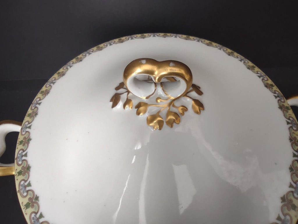 Wm Guerin France Limoges Round Soup Tureen Yellow Gold Trim (lot 532)