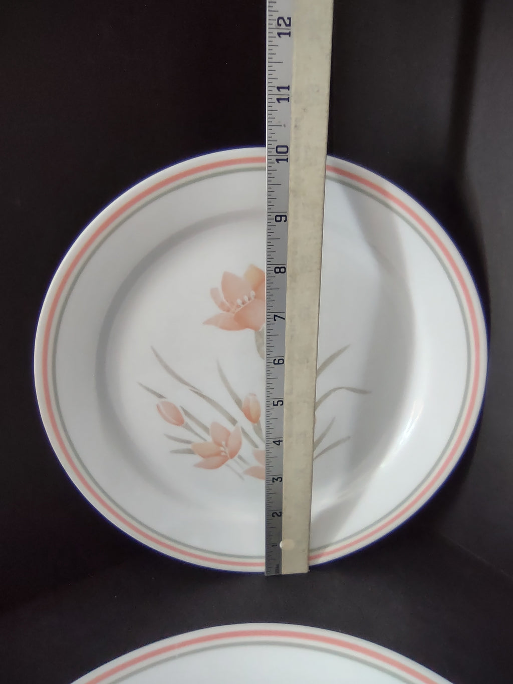 Corelle Peach Floral Dinner 10" Plate x 4 Some Scratches (lot 2964c)