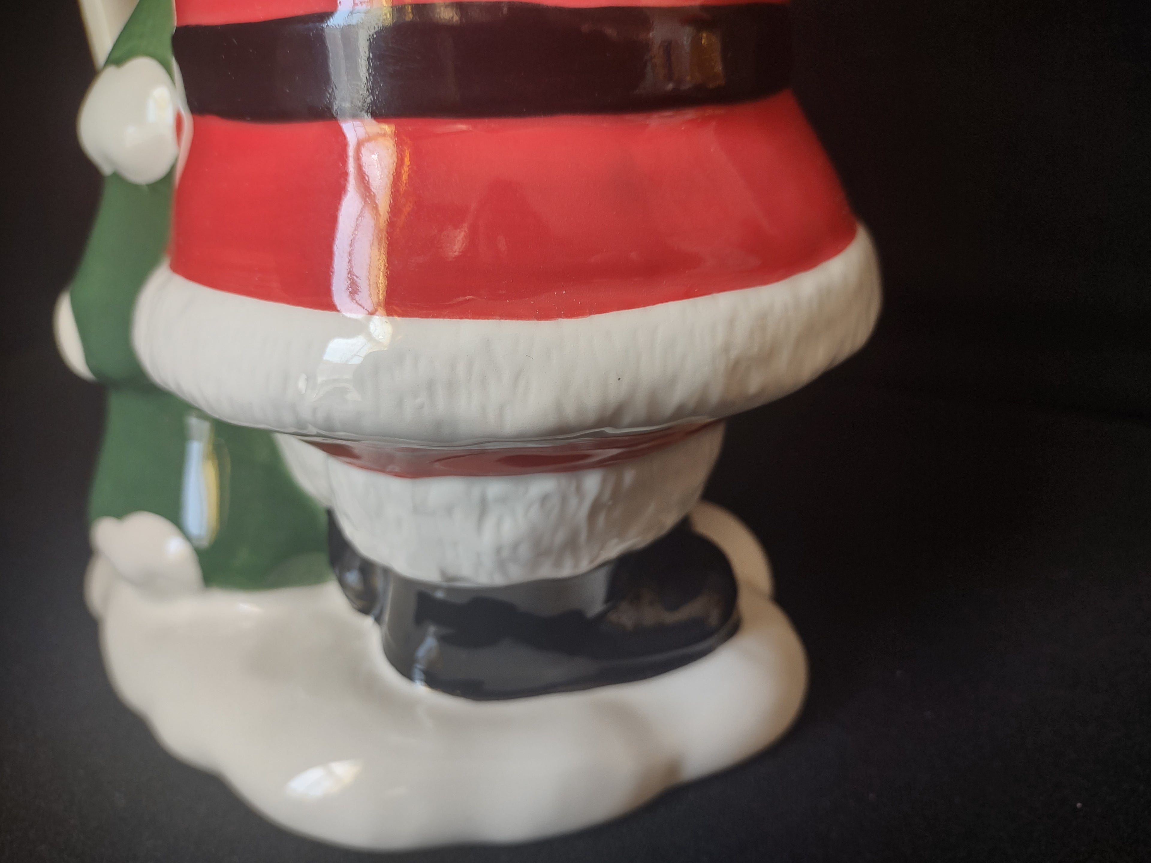 Christmas Santa Rudolph Teapot Lenox (lot 1568)