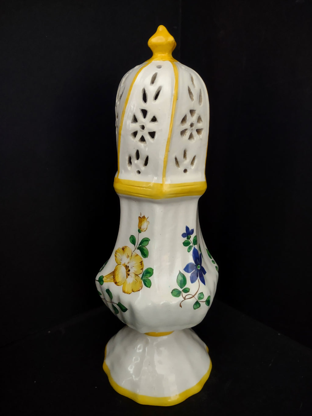 Vintage Talcum Powder Shaker Italy 8" (lot 5026)