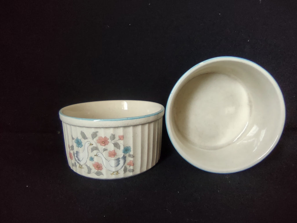 Vintage Custard Dish Bowl x 2 Country Classics Geese Duck 4" (lot 2804c)
