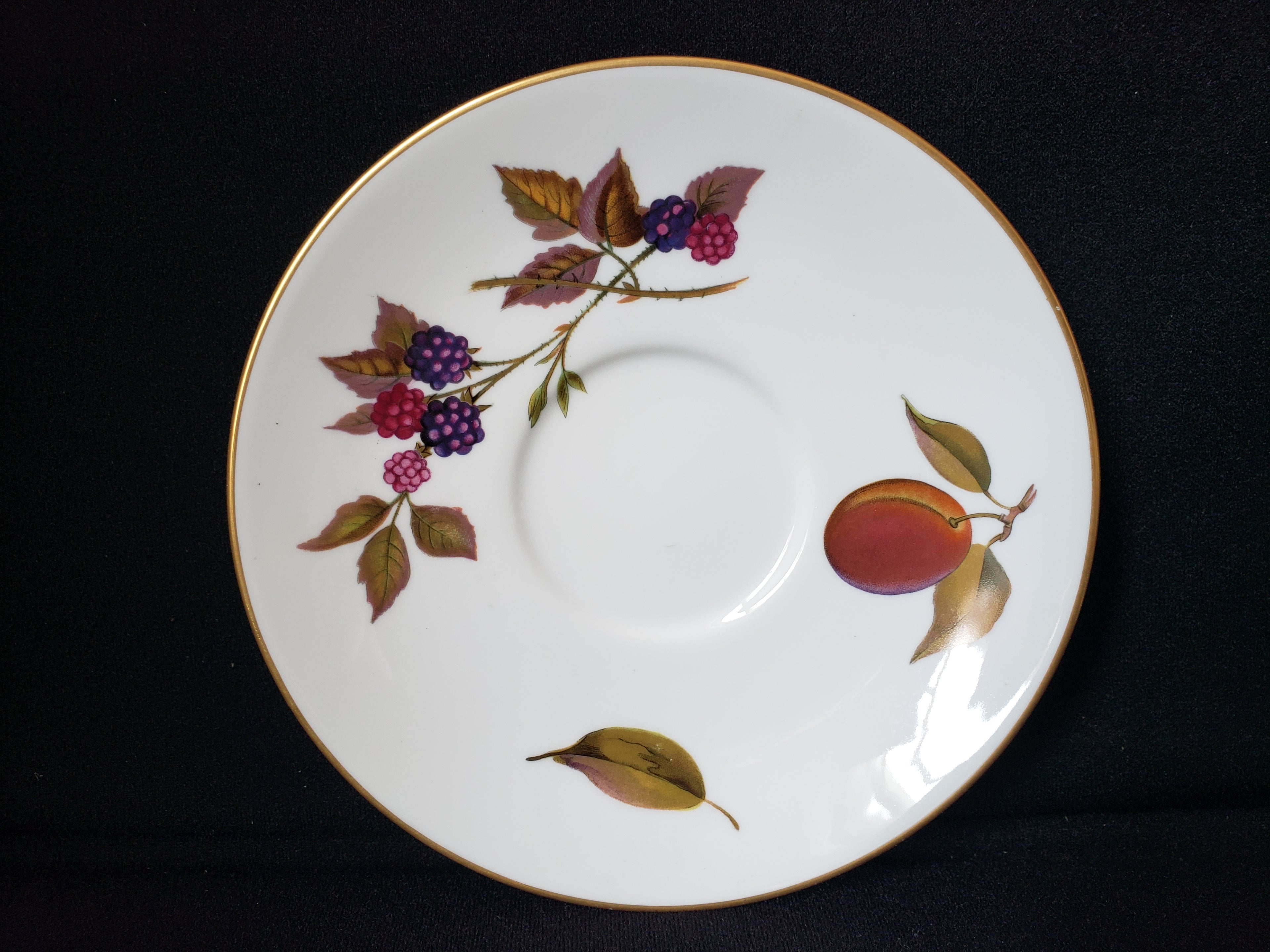 Vintage Royal Worcester Astral Saucer ONLY (lot 2082)