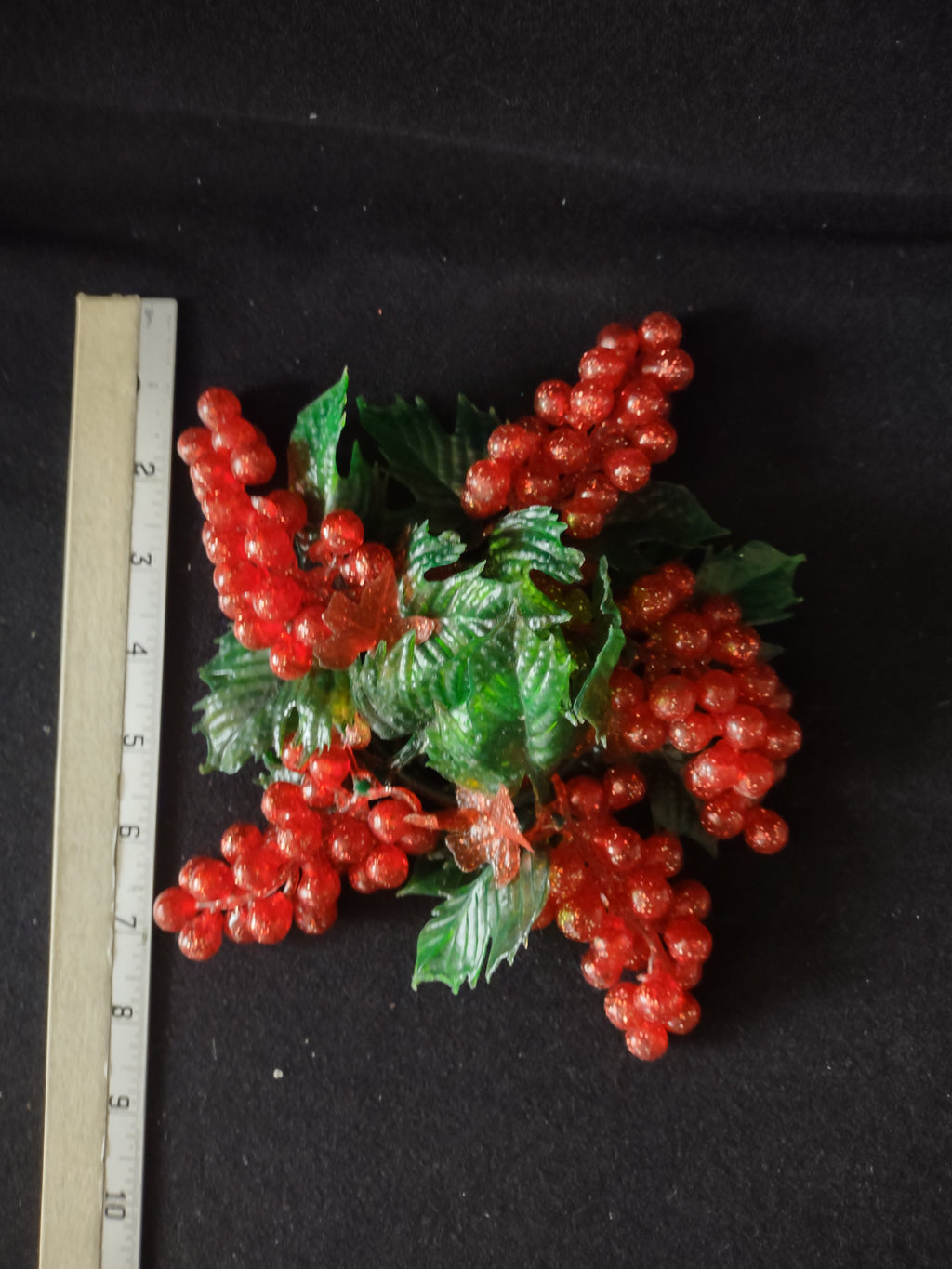 Vintage Christmas Plastic Red Grapes 8" Candle Ring 2.5" Opening (Lot 4771)