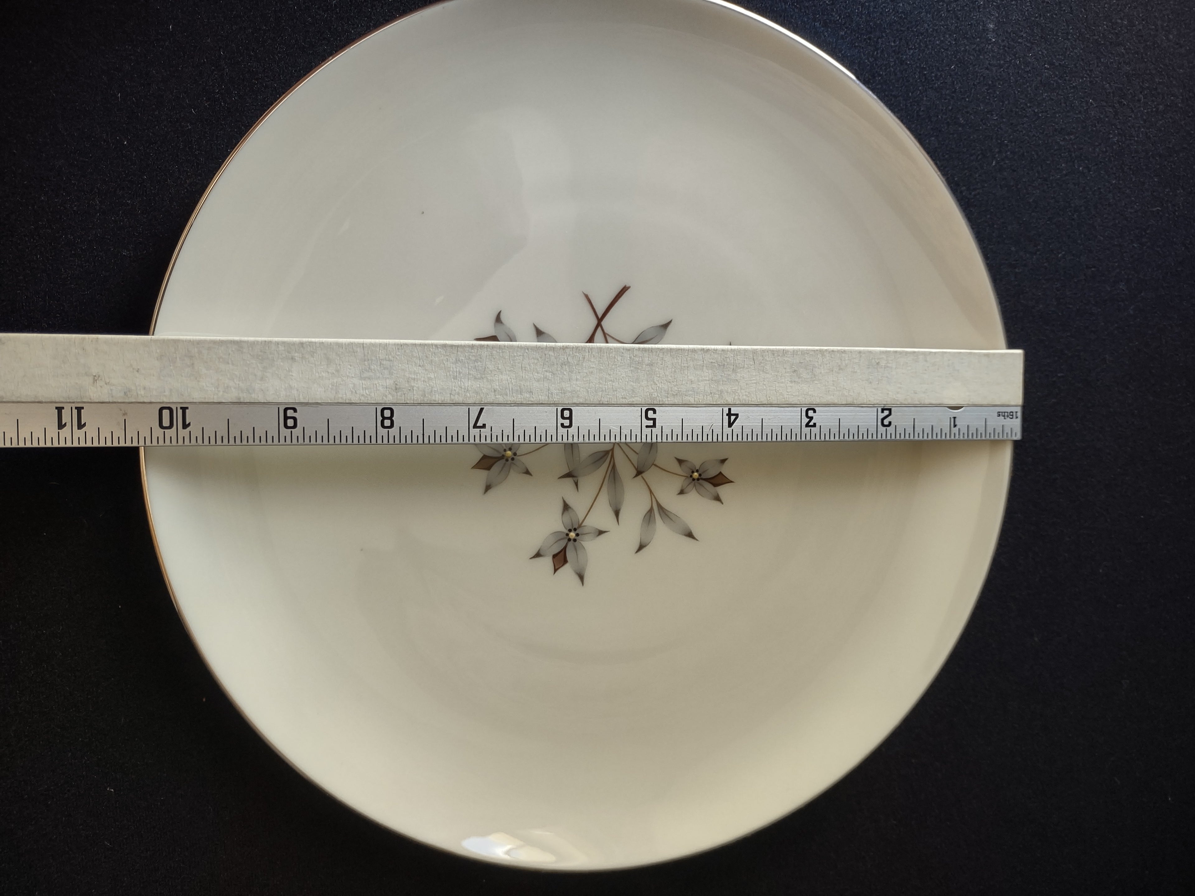 Vintage Lenox Princess X-516 Gold Trim Dinner Plate 10-1/2" (lot 1906)
