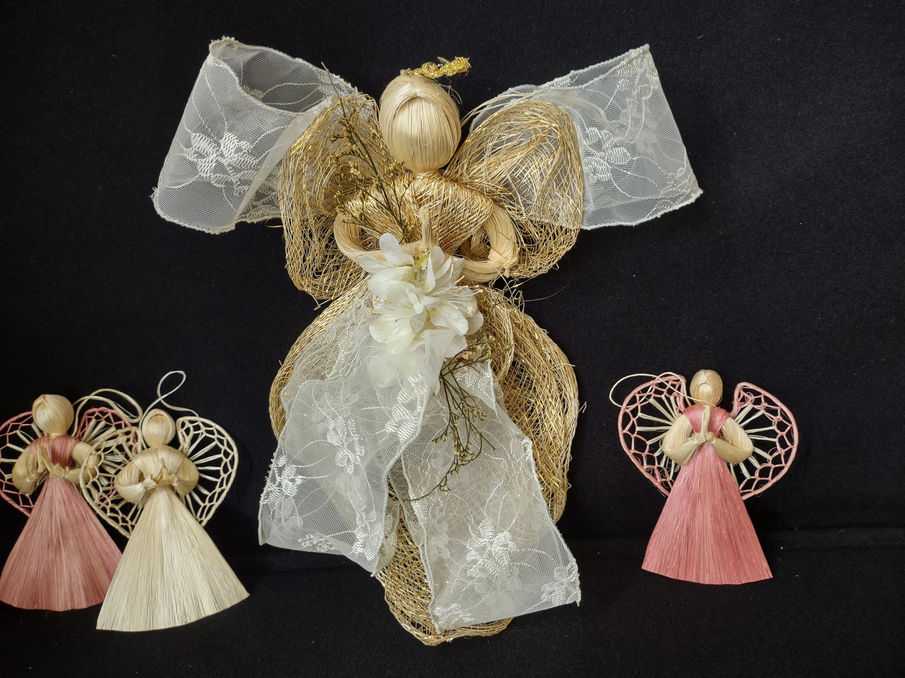Set of 4 Straw Angels Christmas Ornament (lot 1759)
