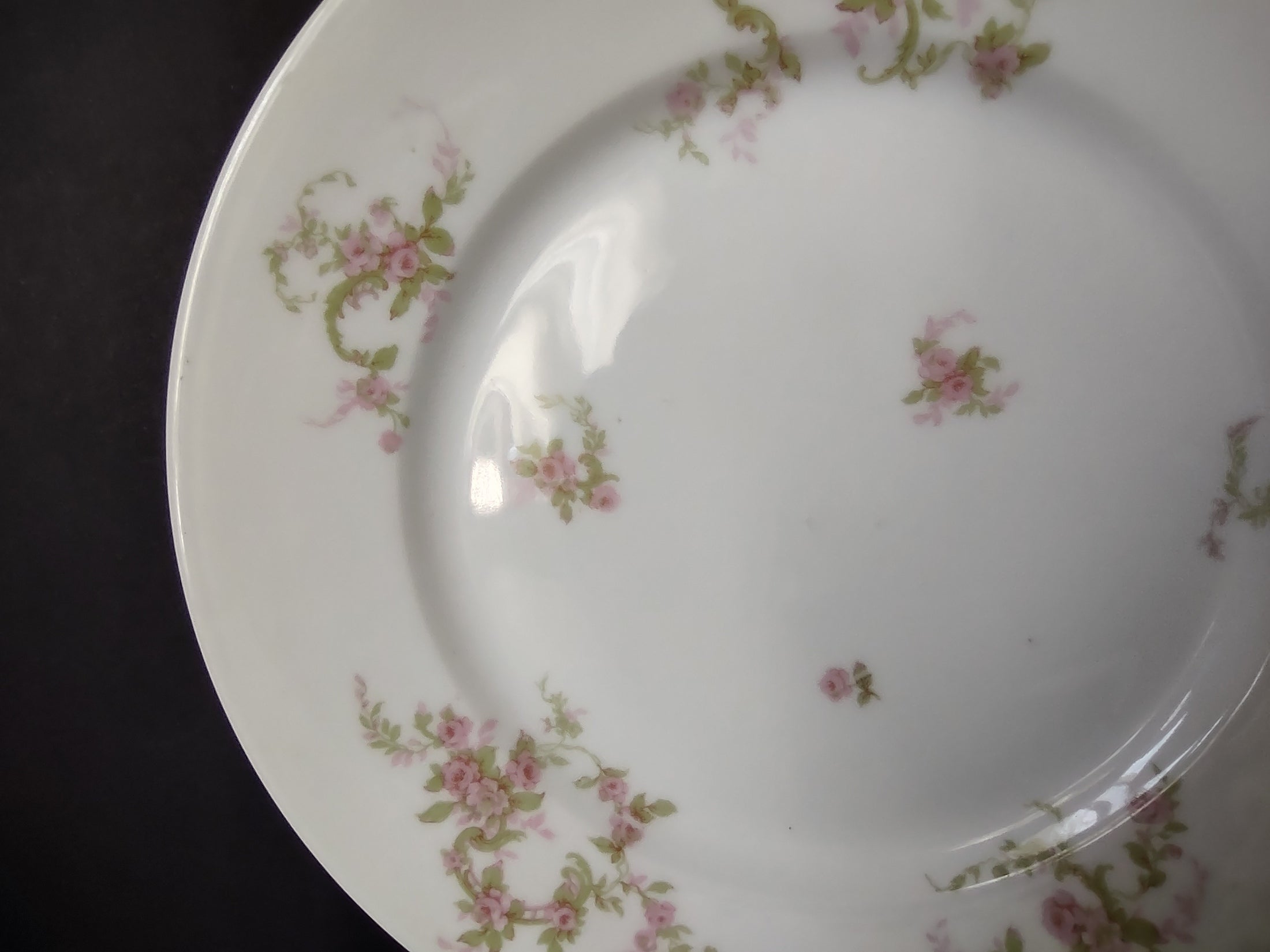 Haviland Limoges Dinner Plate Pink Rose Green Ribbon (lot 890)