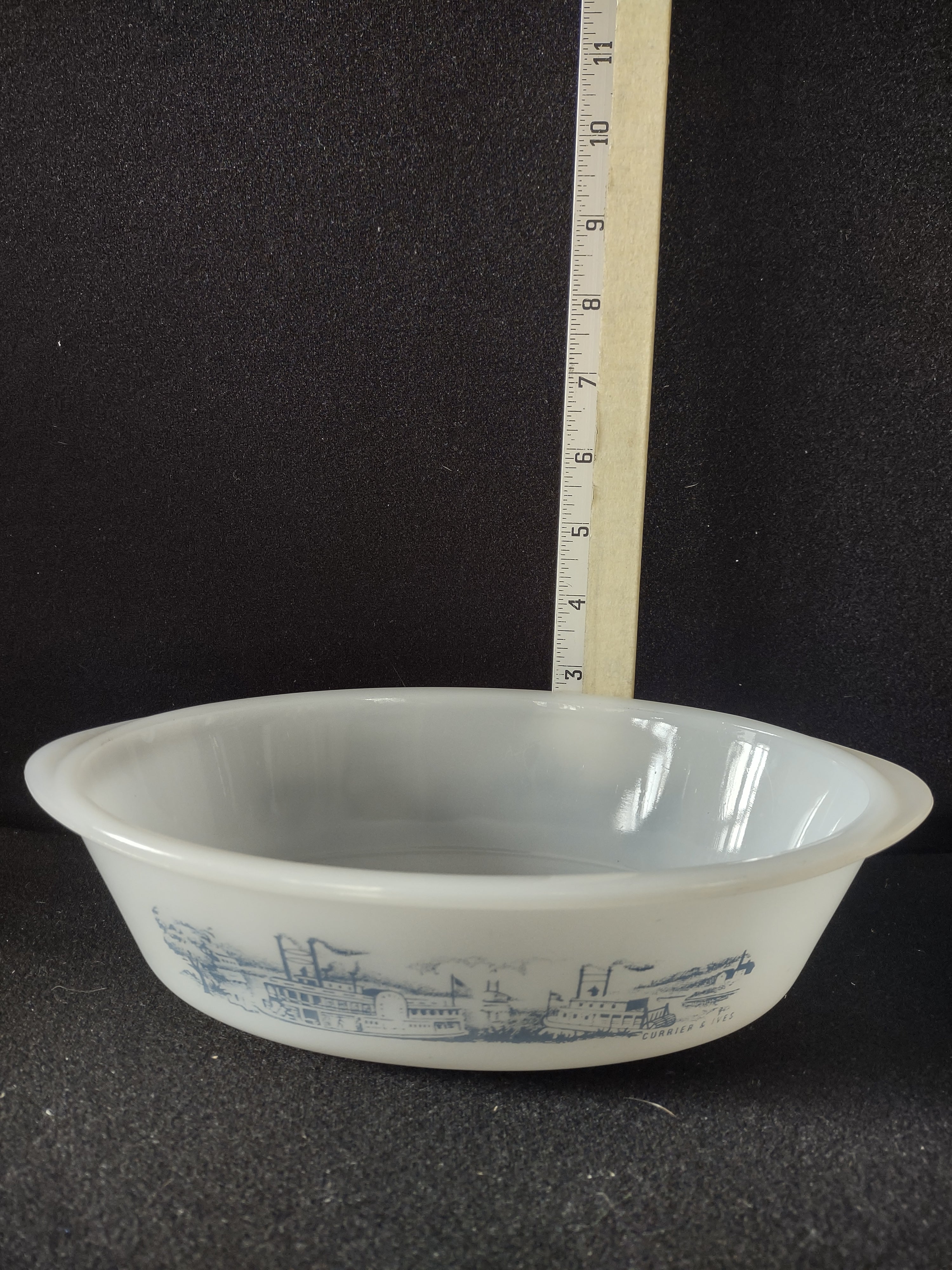 Vintage Glasbake Milk Glass 1 QT Casserole Currier & Ives Blue (Lot 5130)