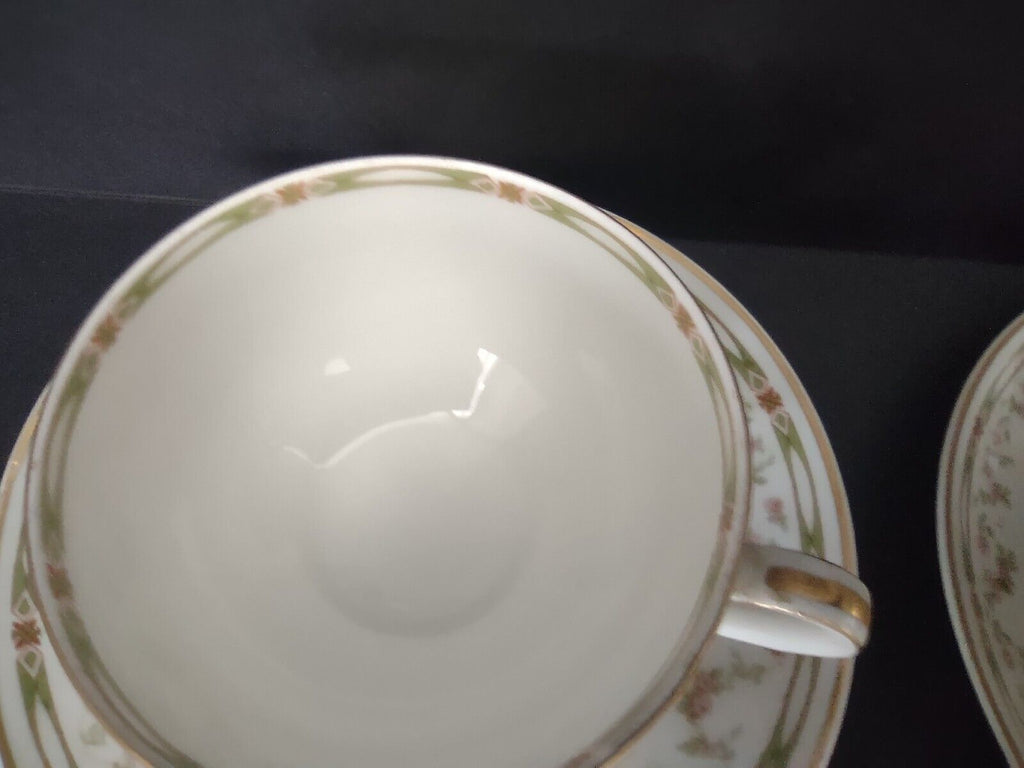 Haviland Limoges Schleiger 346 Red Rose 3 x Tea Cup (lot 542)
