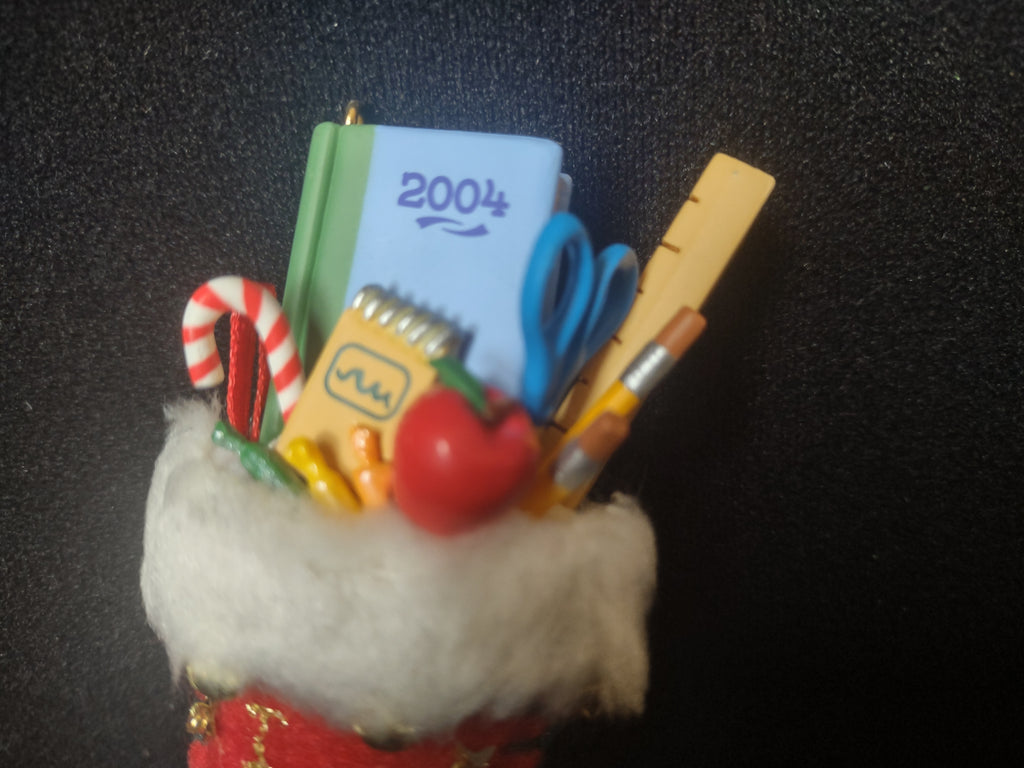 Hallmark Keepsake Christmas Tree Ornament 2004 Teacher (lot 1692)