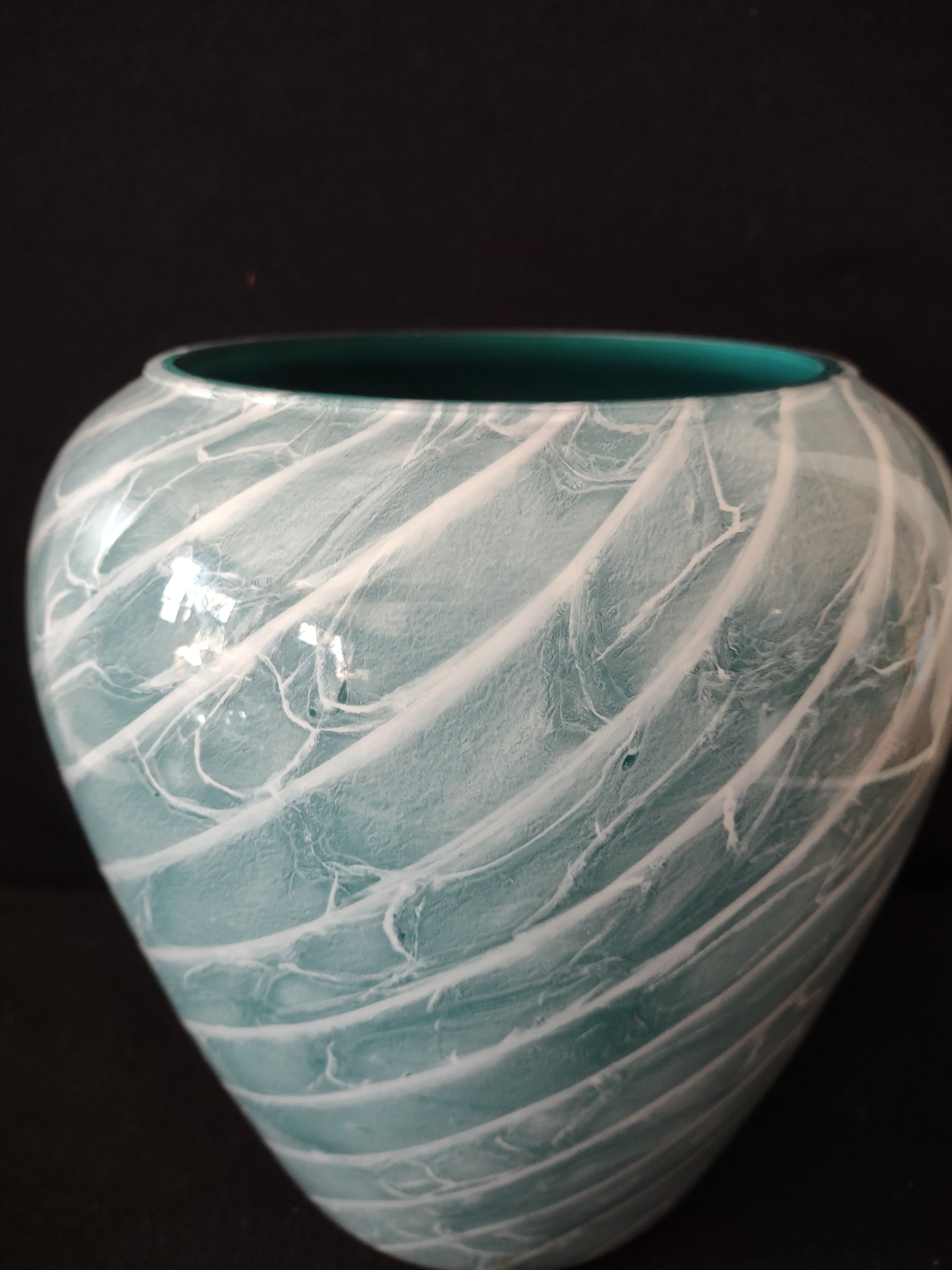 Vintage Turquoise White Swirl Glass Vase (Lot 3819)