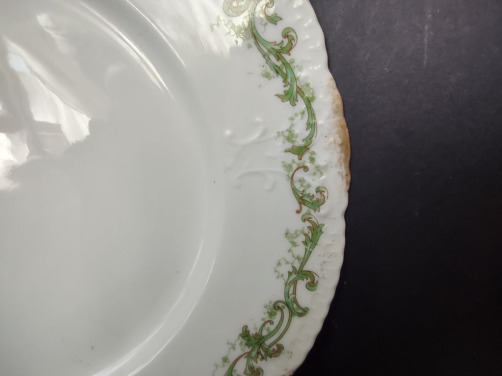 Haviland France Limoges French Cottage Shabby Chic Dinner Plate Green (lot 1103)