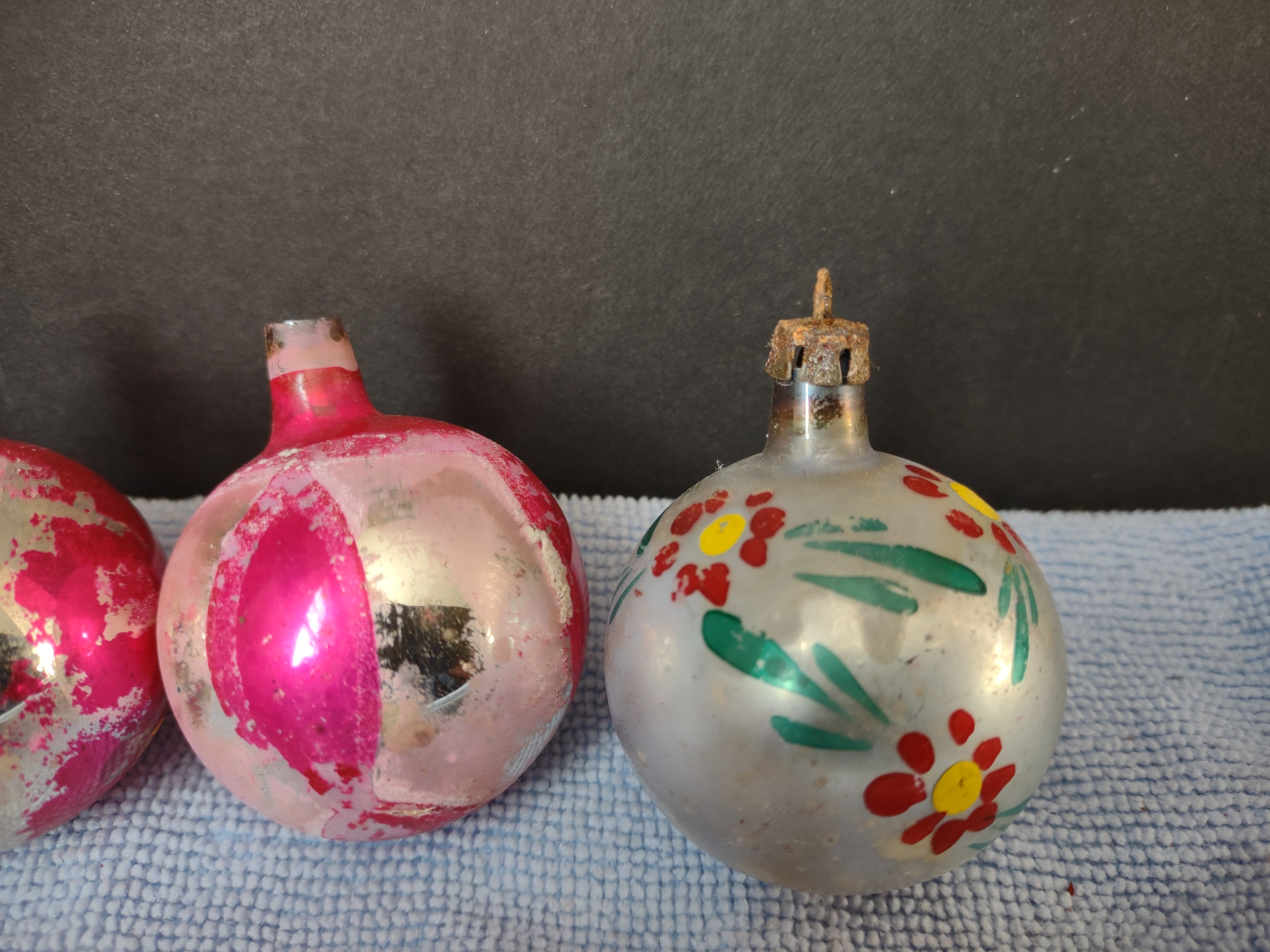 Vintage Christmas Ornament Bulb x 6 Shiny Brite 1-3/4" IMPERFECT (lot 3456)