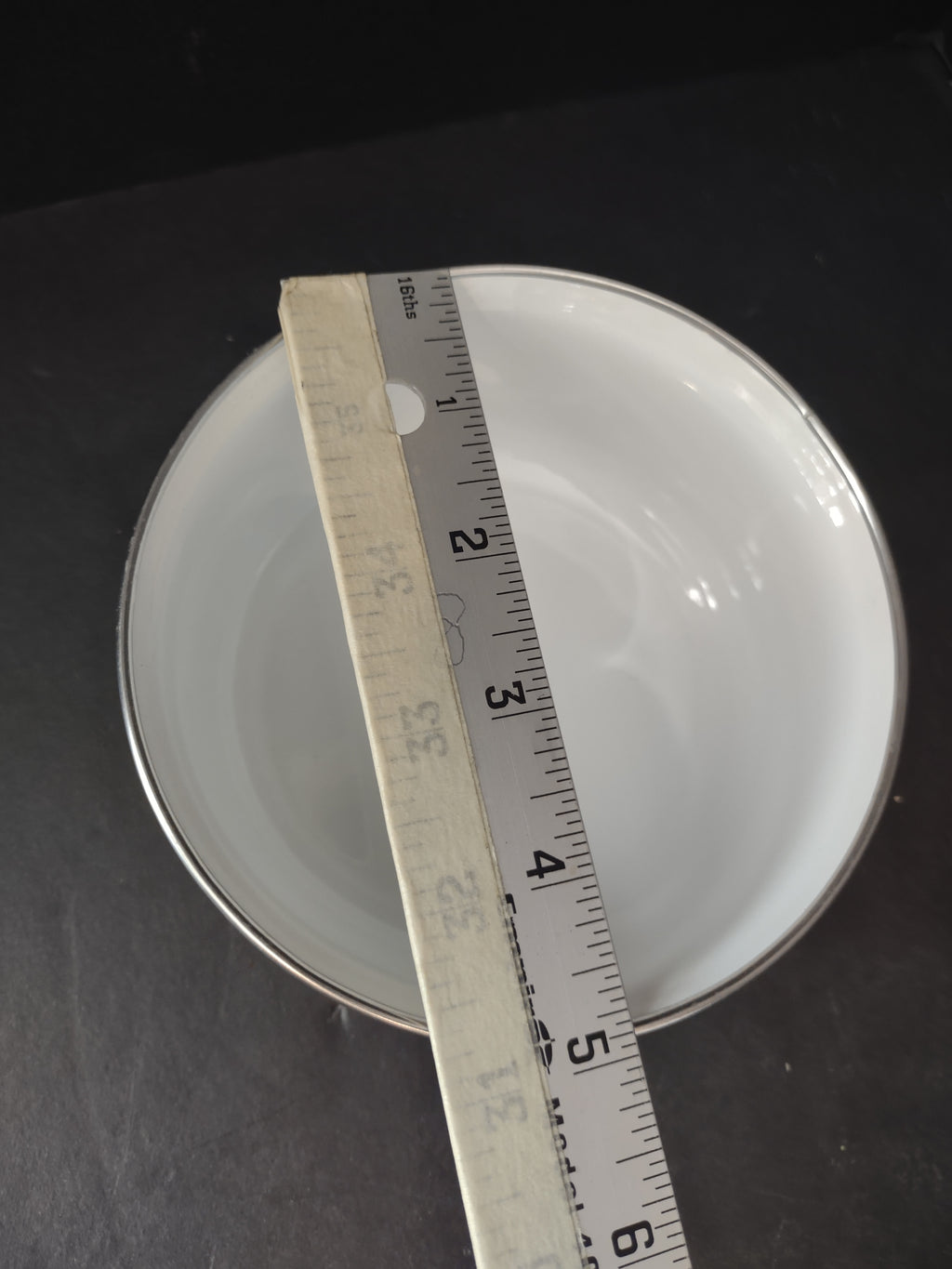 Vintage Riviera Porcelain on Steel Cook & Serve Set Container Lid (lot 2972c)