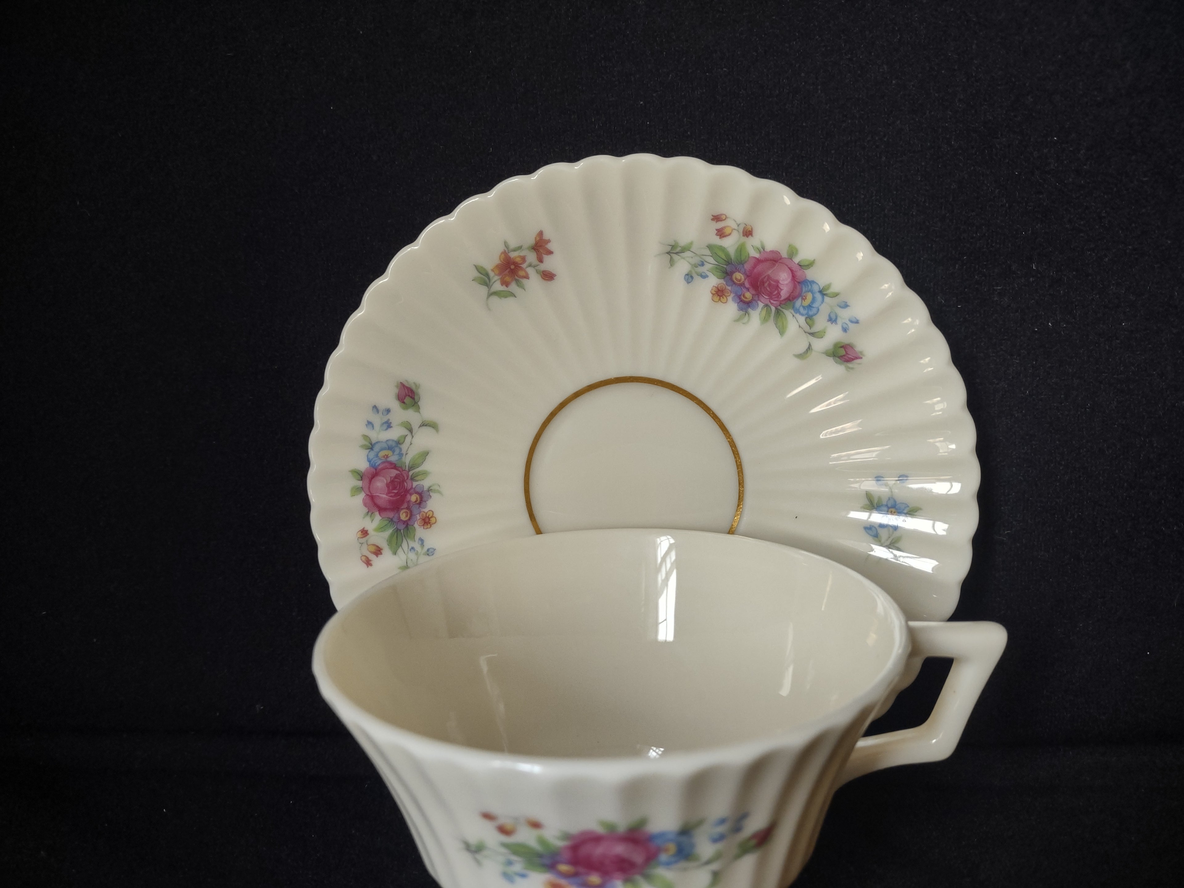 Vintage Lenox Pavlova Tea Cup with Saucer Blue Stamp (lot 1840)
