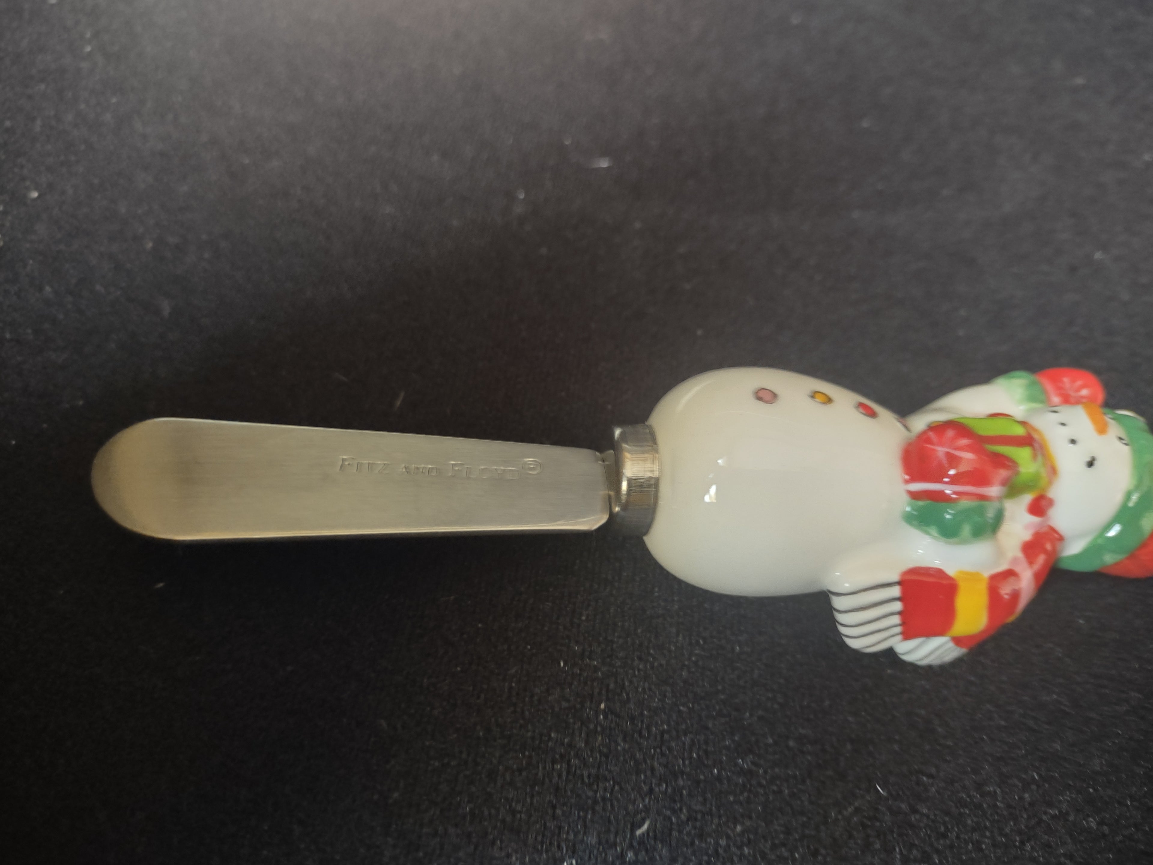 Christmas Tree Fitz and Floyd Snowflake and Jake Snack Plate Spreader (lot 1526)
