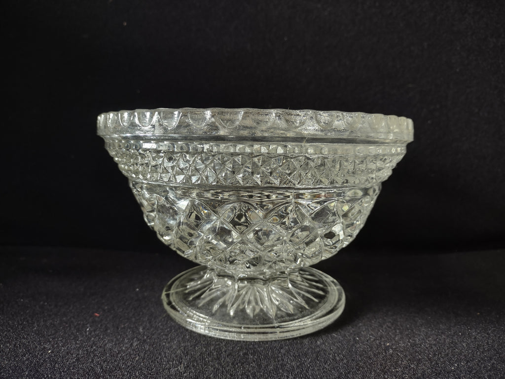 Wexford Anchor Hocking Glass Compote Serving Pedestal Bowl Diamond (lot 5153)