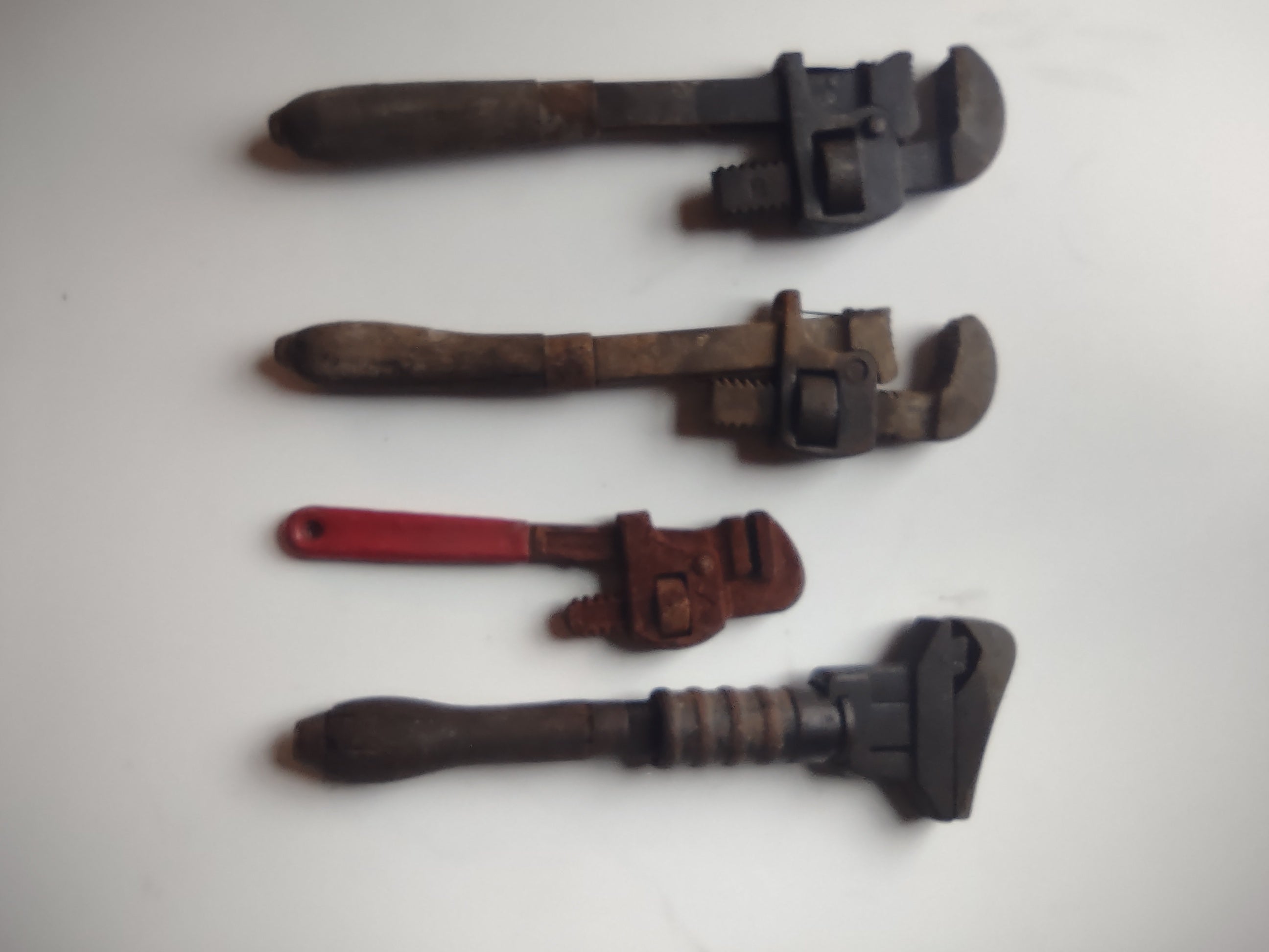 Vintage Set 4 Pipe Wrench (lot 1374)