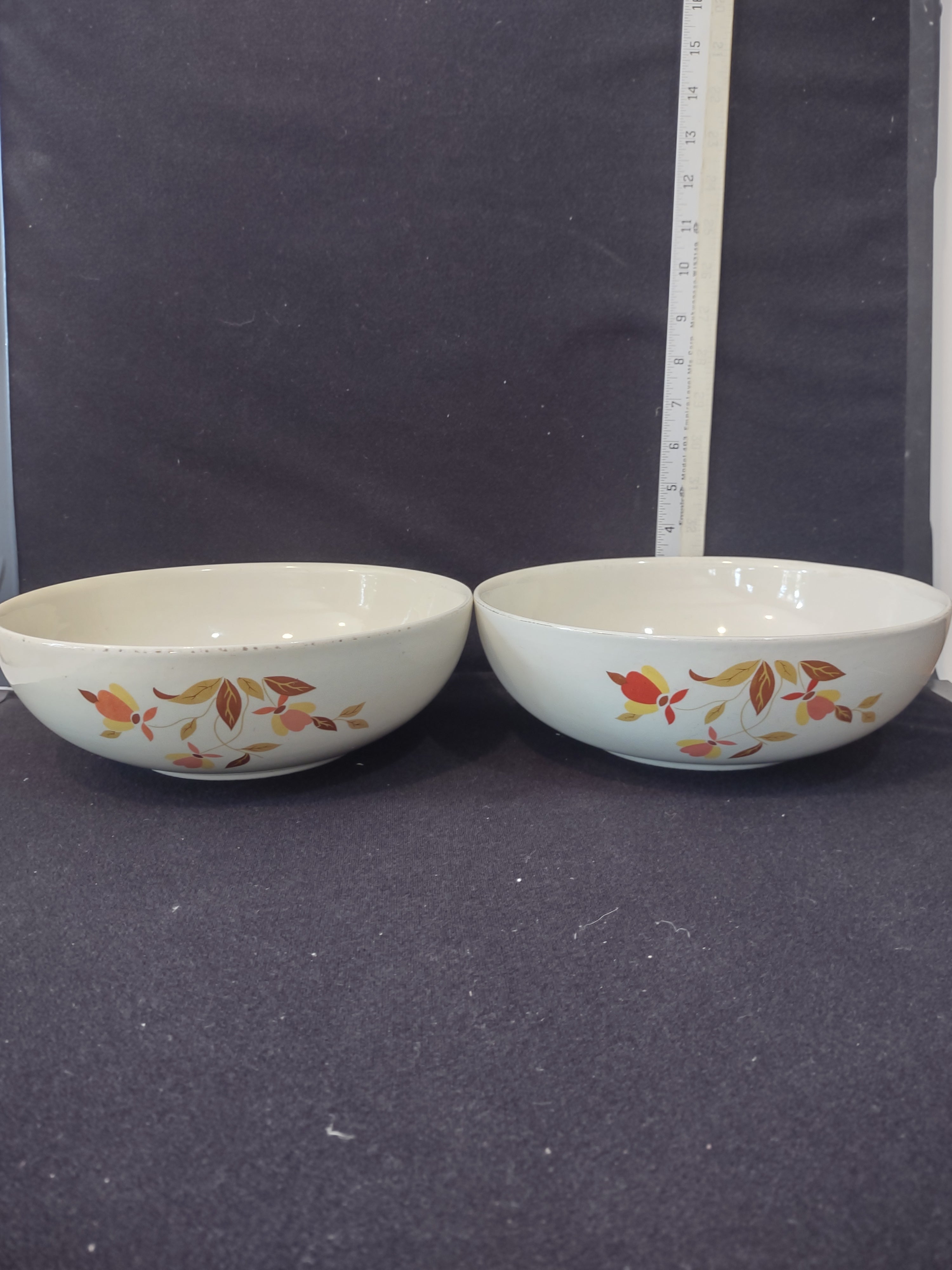 Vintage Halls Superior Autumn Jewel Tea Leaf Serving Bowls X 2 (lot 2891)
