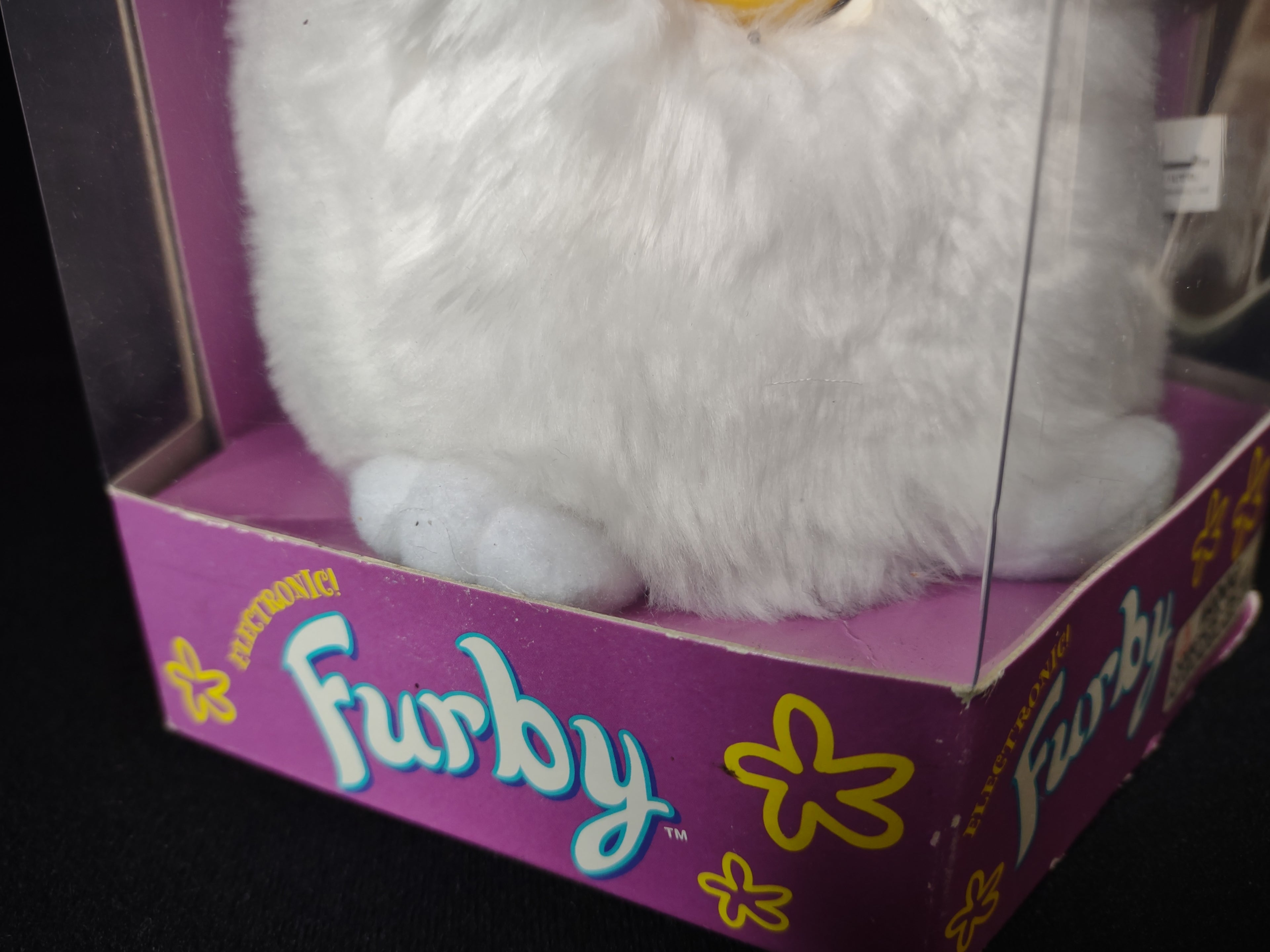 Vintage 1998 Furby White Model 70-800 Brand New Never Opened (lot 2464)