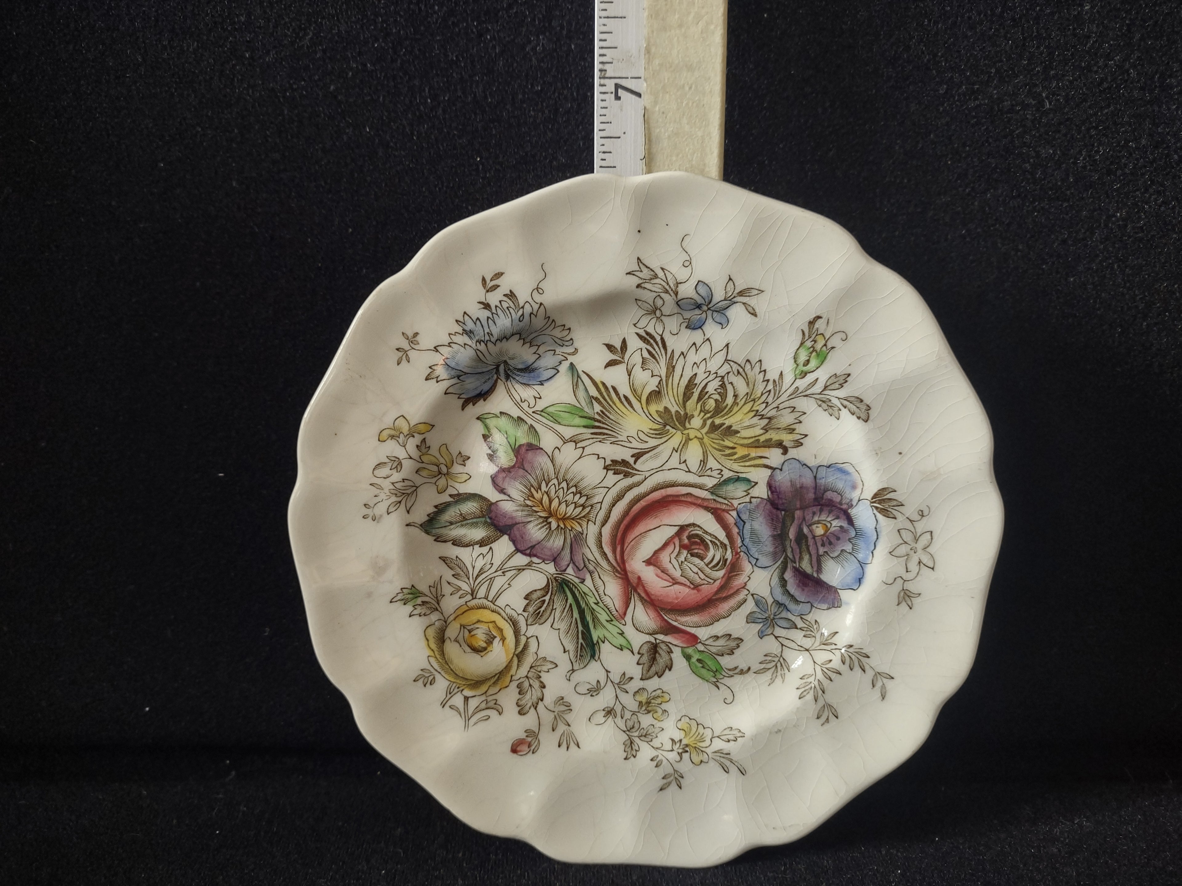 Vintage Johnson Bros Sheraton Ironstone England Bread Plate CRAZING (lot 5623)