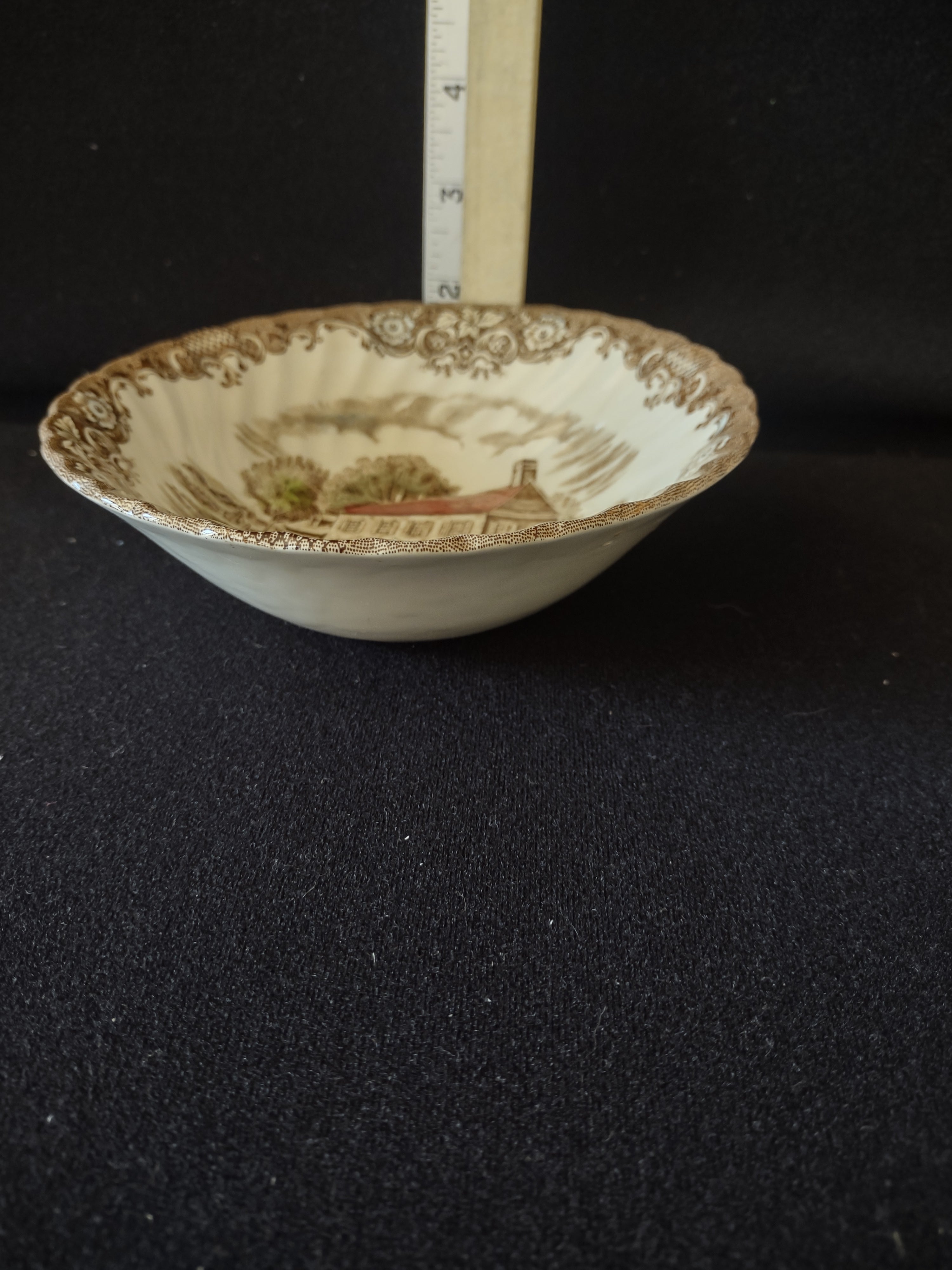 Vintage Johnson Bros Cereal Bowl Pennsylvania Fieldstone Heritage Hall (Lot 5533