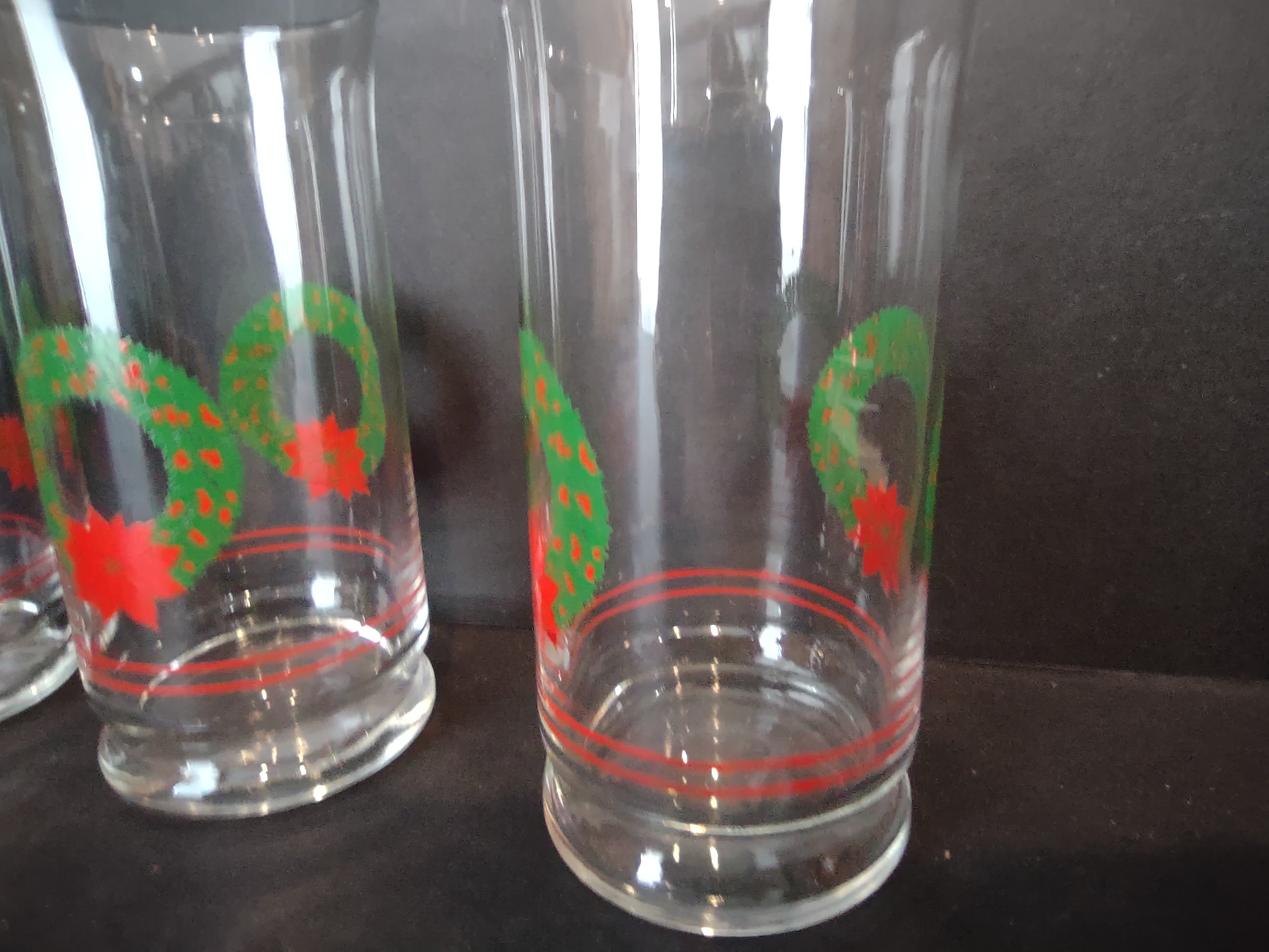 Christmas Glass Libbey Holly Water & Arby Dessert Parfait (lot 1209)
