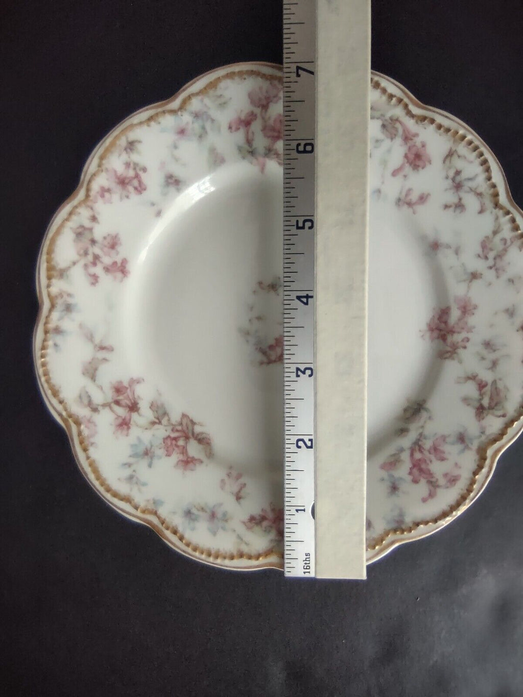 Haviland Limoges France Double Gold Trim Dessert Plate Flower (lot 635)