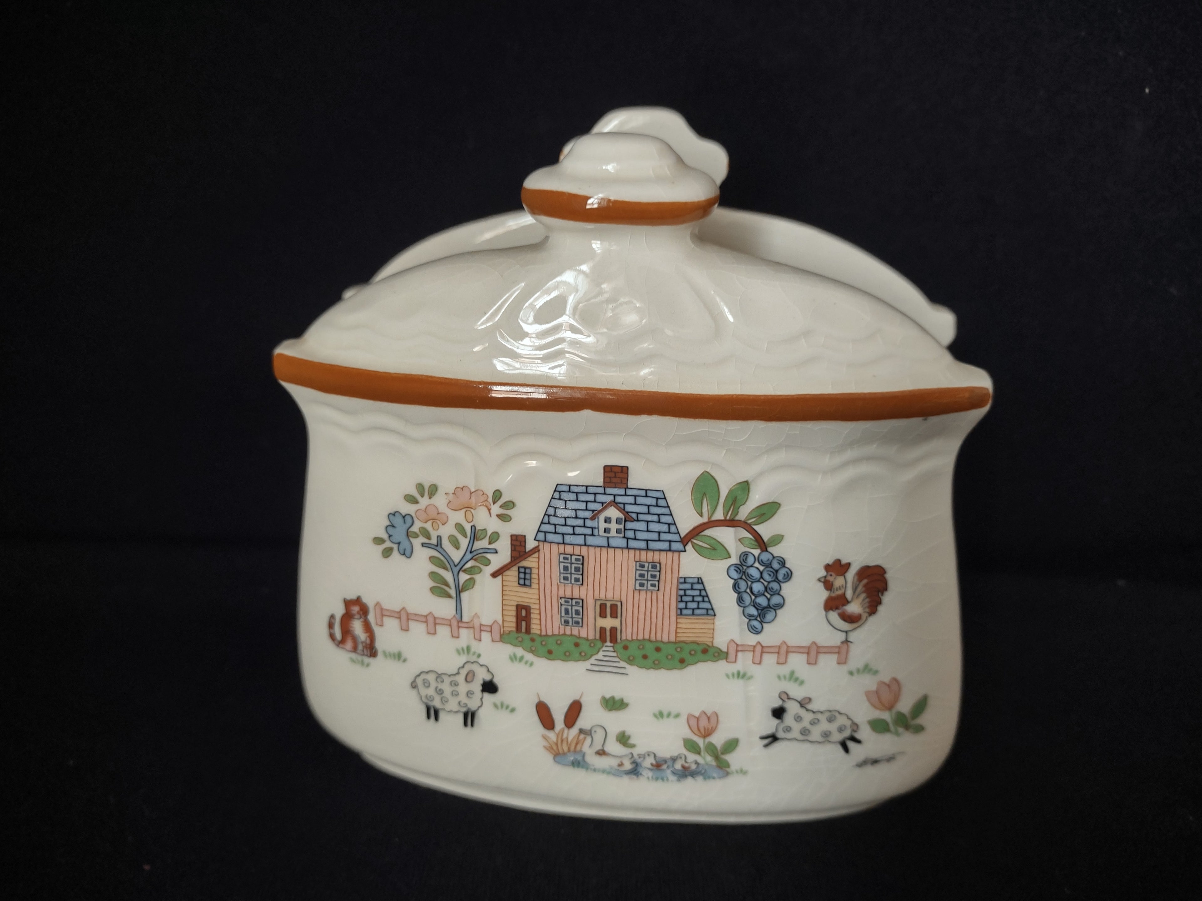 Jamestown Japan Cottage Country Home Napkin Holder (lot 2860c)