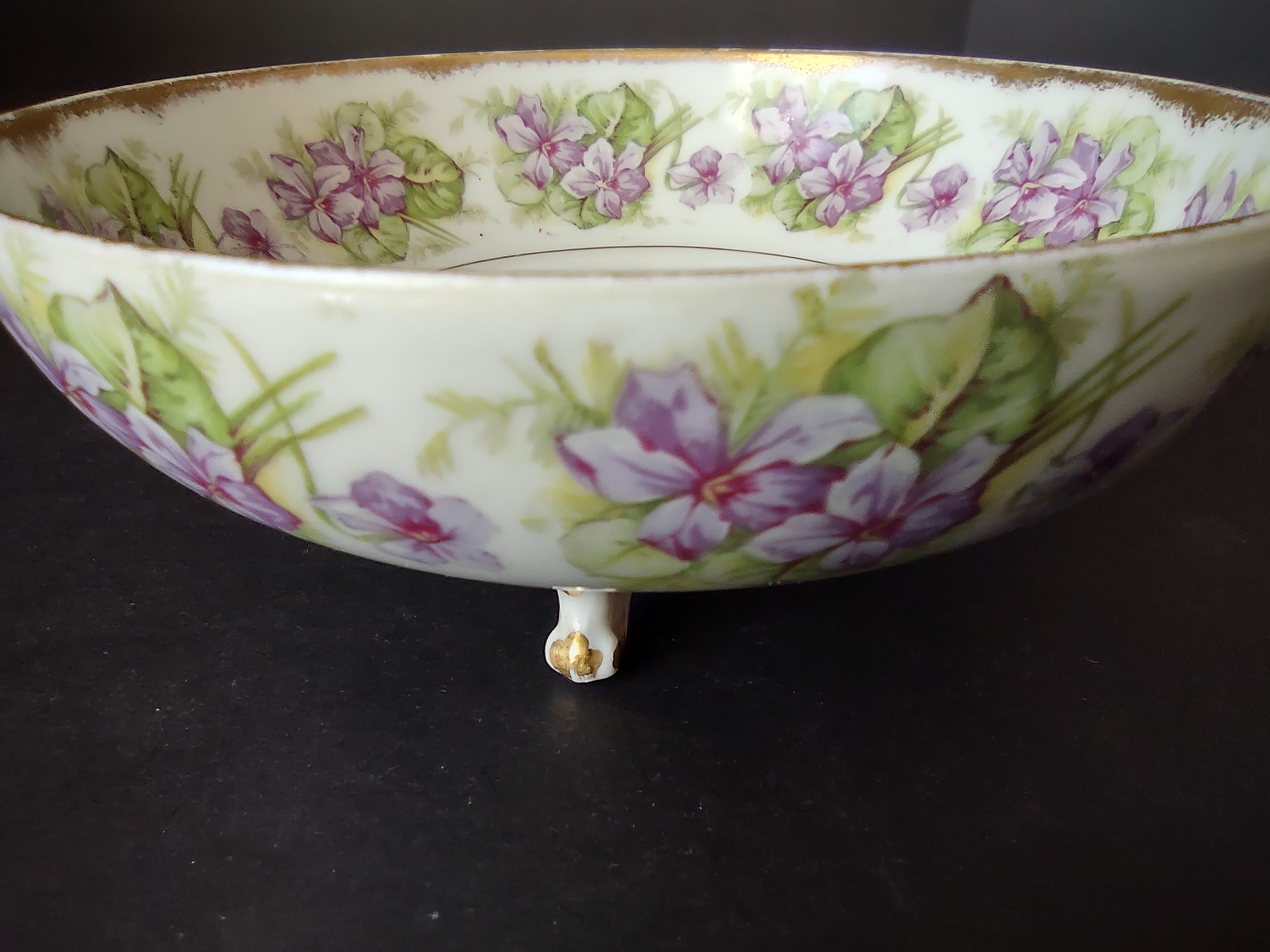 Elite Works Limoges French Shabby Cottage Chic Footed Bowl (lot 1128)