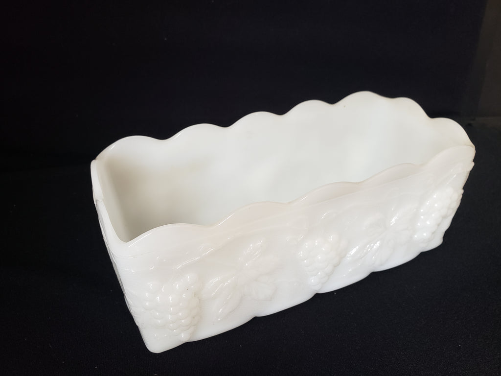 Vintage Anchor Hocking Milk Glass Planter Grape Pattern Rectangle (lot 2217)
