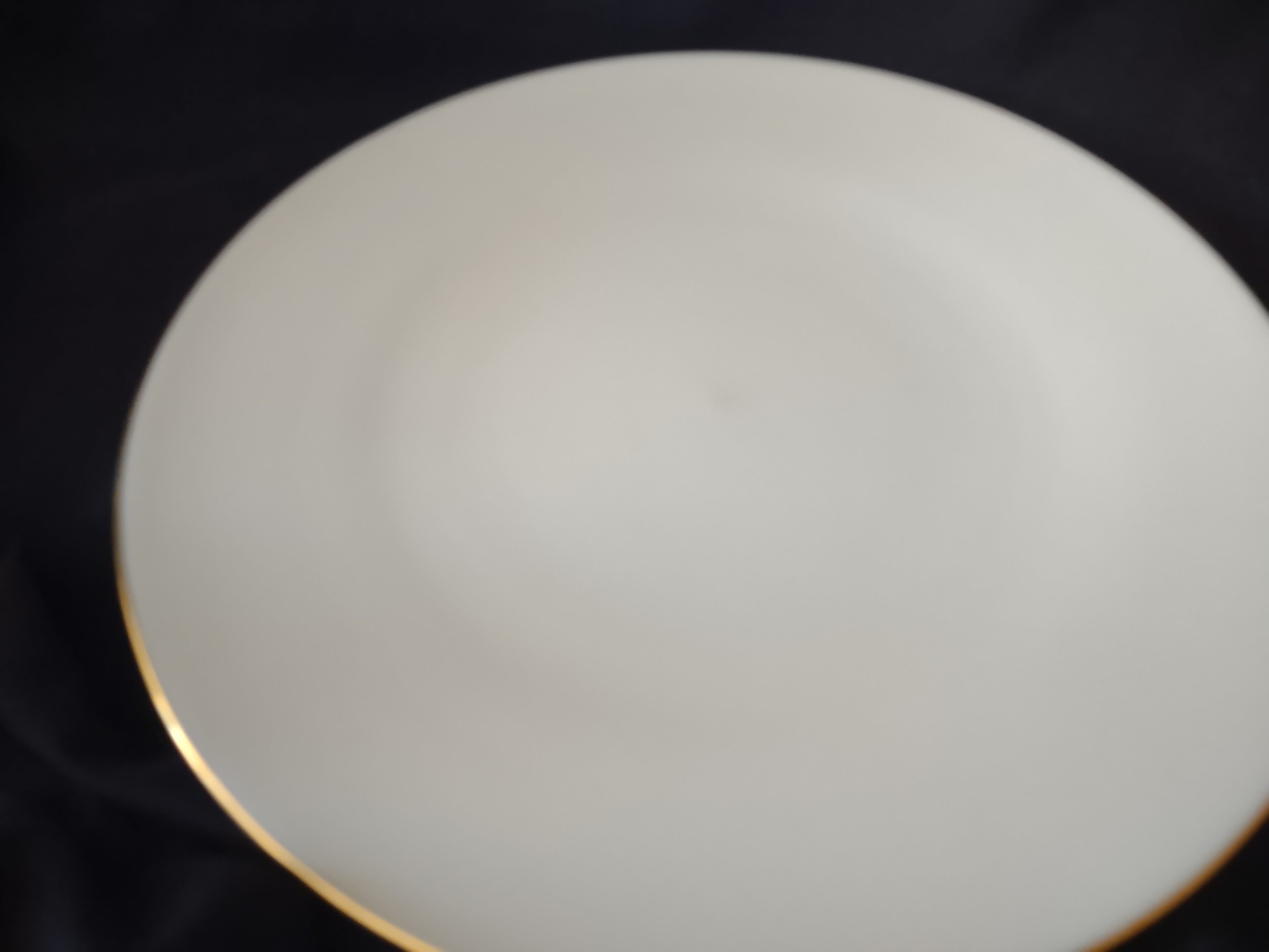 Vintage Lenox Special Dinner Plate Golden Wreath Stamp 10-1/2" (lot 1997)