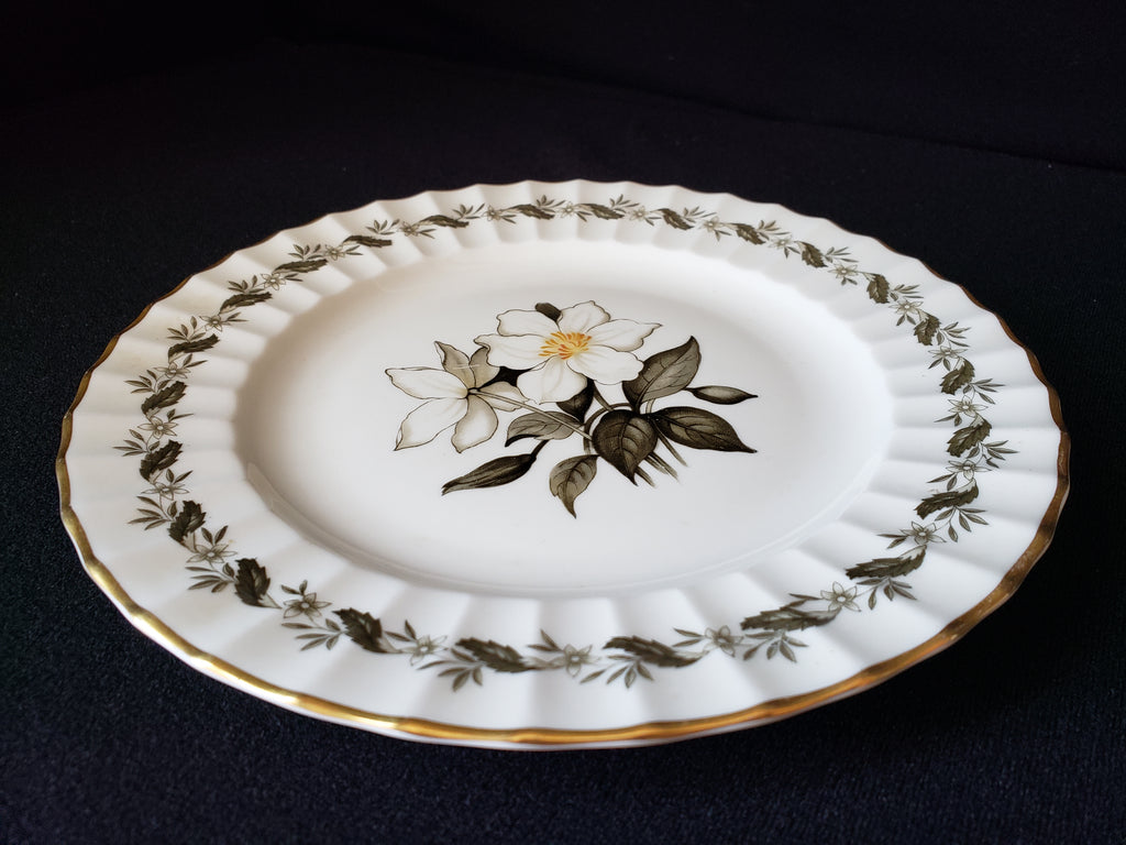 Vintage Royal Worcester Engadine Salad or Luncheon Plate 8" (lot 2129)