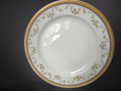 lot 763 Haviland Limoges The Valmont Luncheon Plate