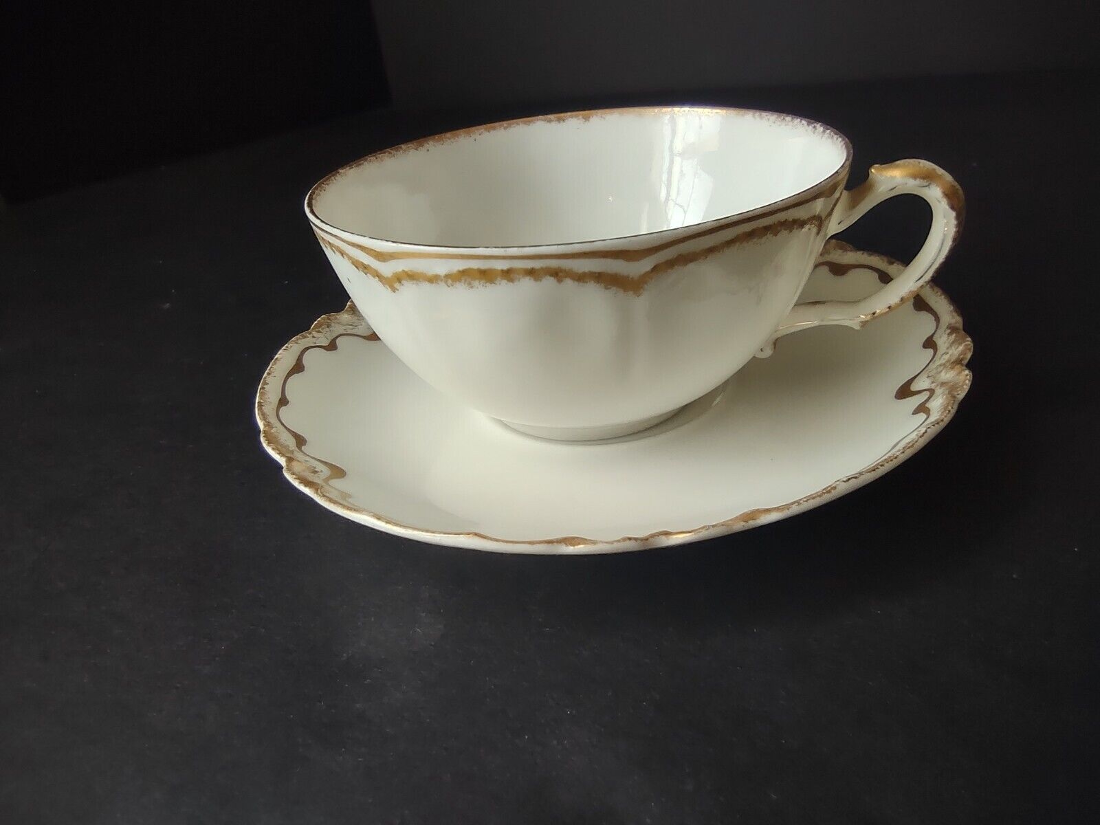 Haviland Limoges France Cup and Saucer White & Double Gold Trim (lot 643)