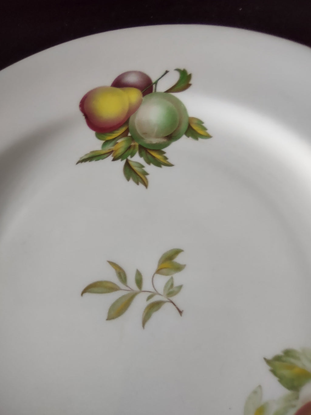 Vintage Spode Dinner Plate Blenheim Bone China Gold Trim Reproduction (Lot 5721)