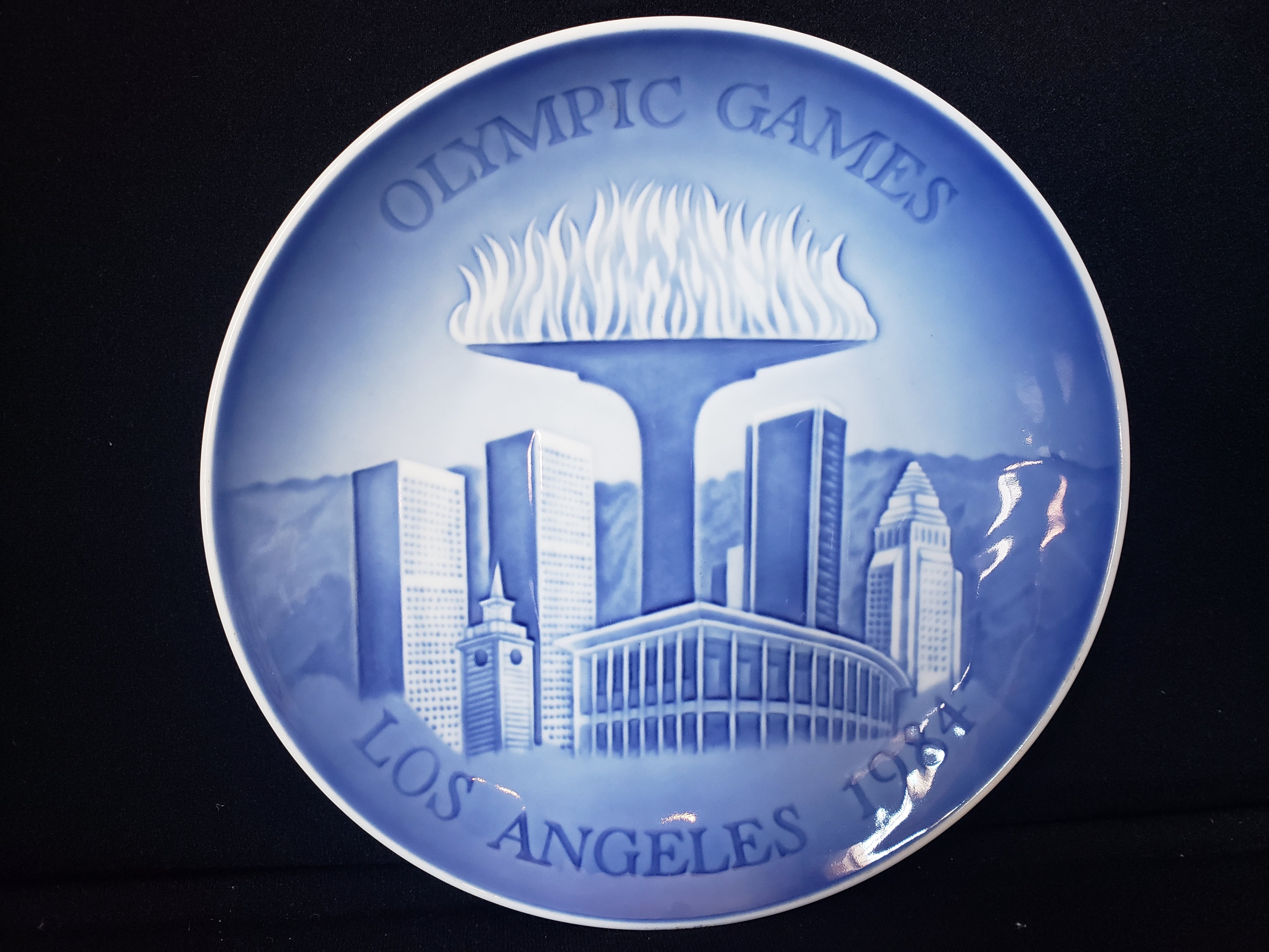 B & G Copenhagen Porcelain Wall Plate Olympic Games Los Angeles 1984 (lot 2194)
