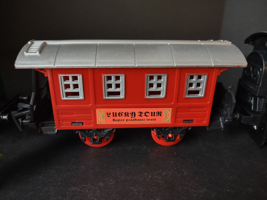 Christmas 3 Wagon Train Round Track (lot 1377)