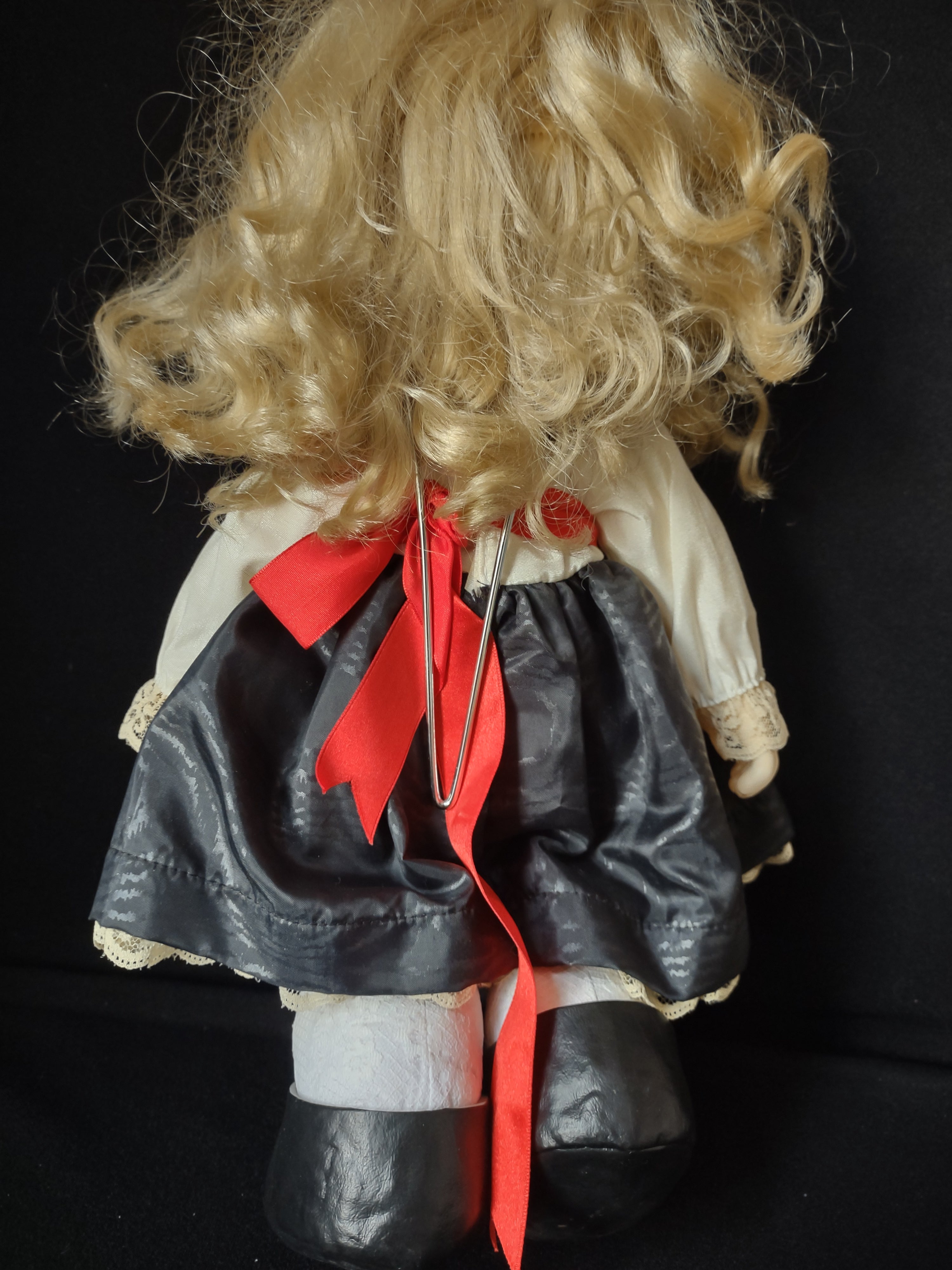 Set 3 Vintage Christmas Precious Moments Dolls Holly Evie (lot 2315)
