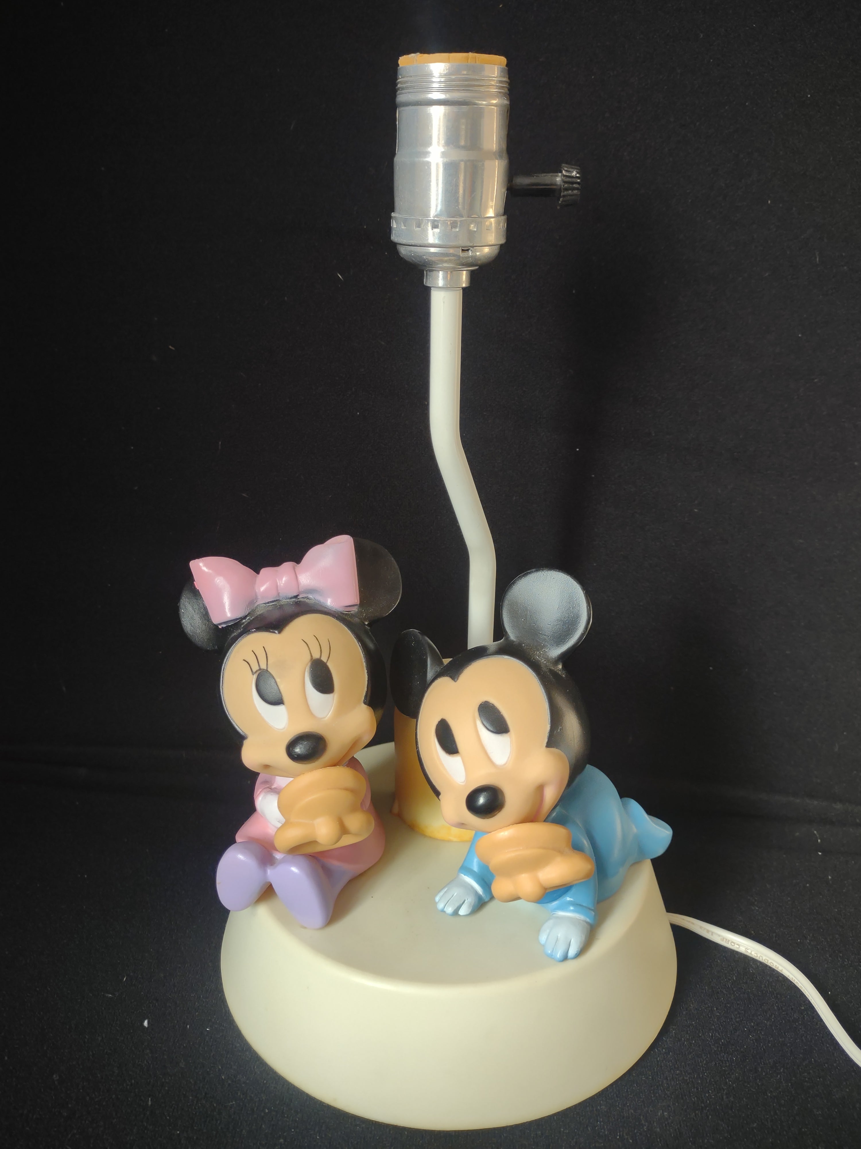 Disney Minnie Mouse Nursery Lamp with Night Light (lot 2493c)