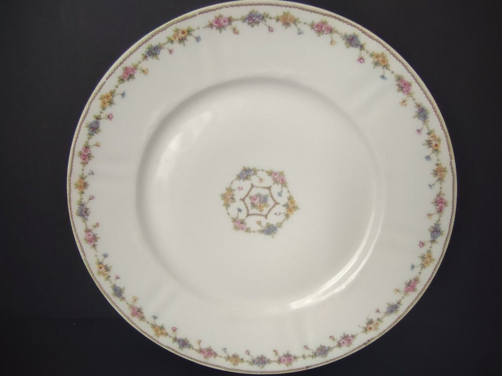 Haviland Limoges France Luncheon Salad Plate Flower (lot 634)