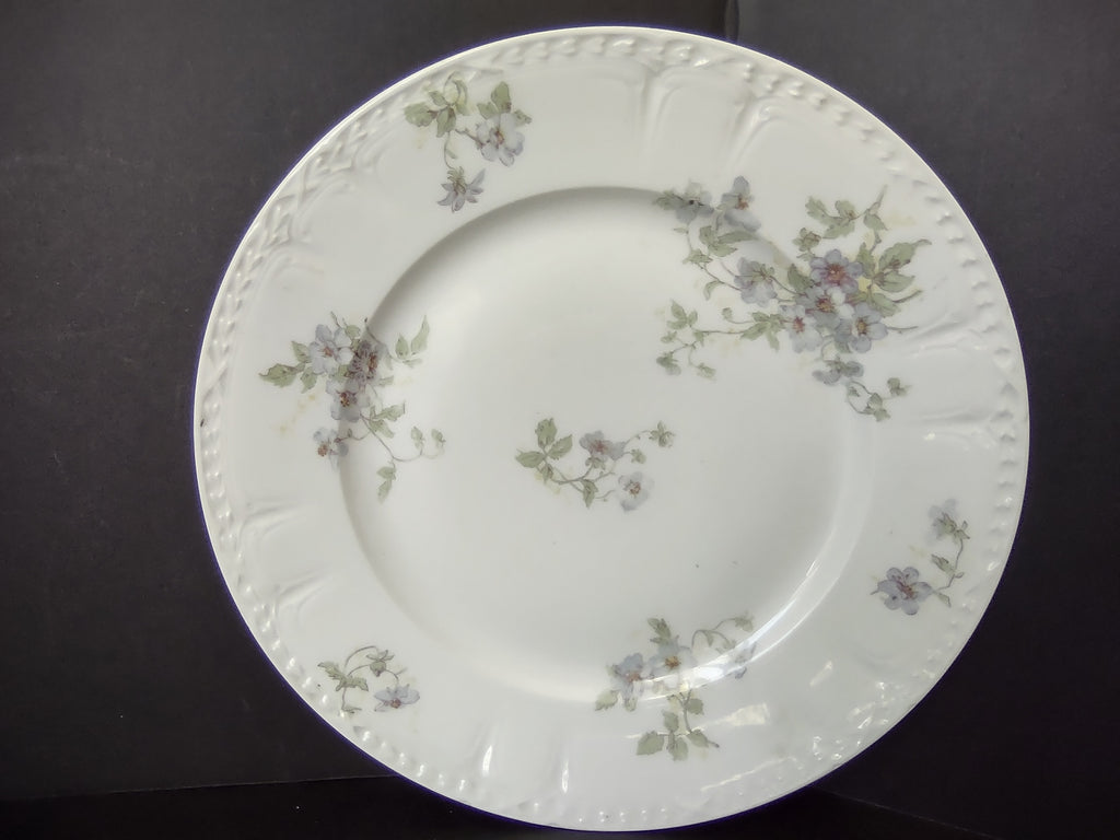 GDA France Limoges French Cottage Shabby Chic Dinner Plate Blue Flower (lot 1101