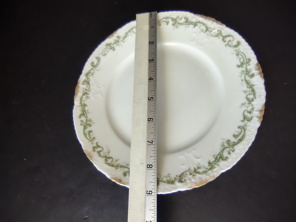Haviland France Limoges French Cottage Shabby Chic Dinner Plate Green (lot 1103)