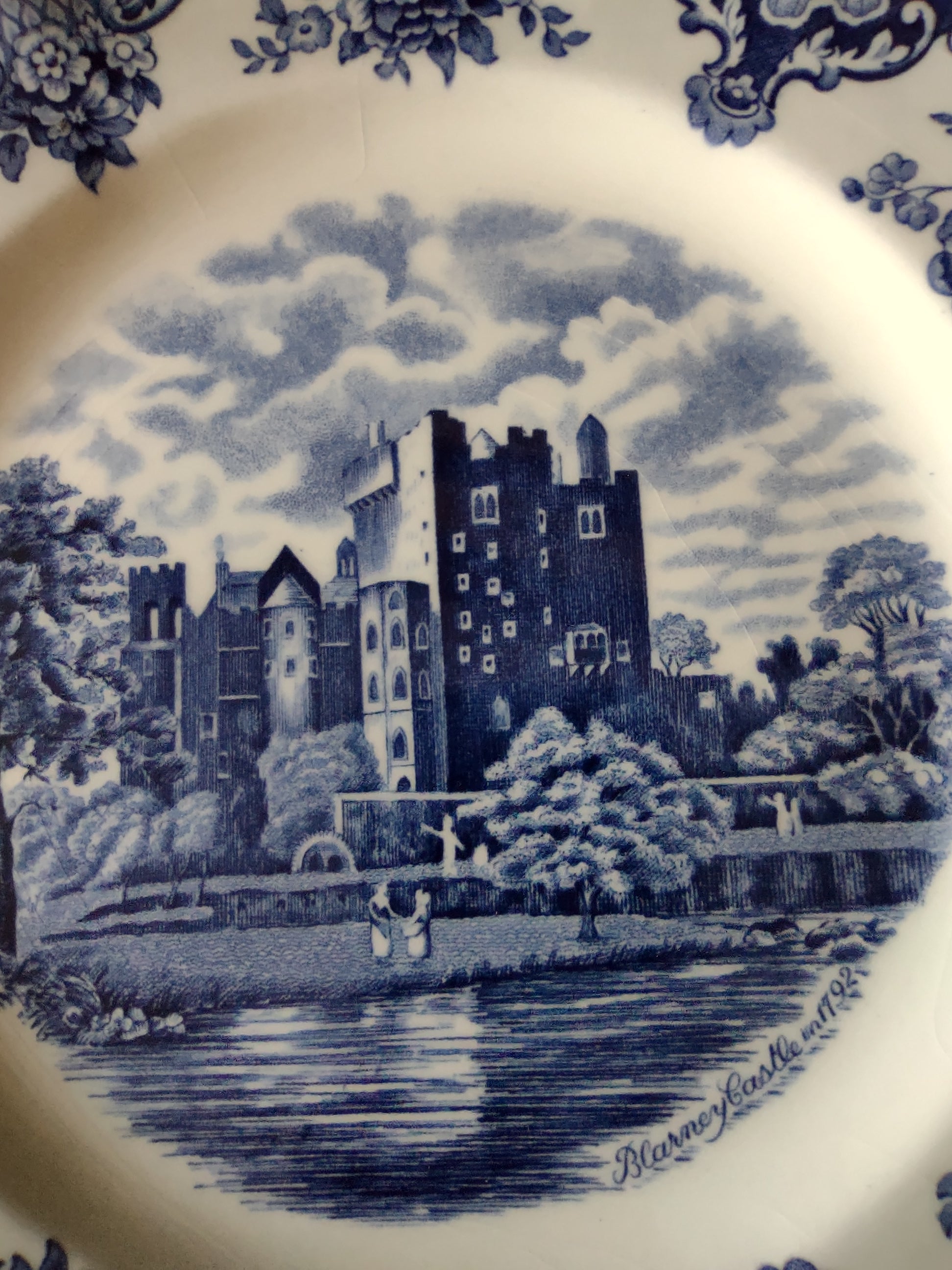 Vintage Johnson Bros Dinner Plate Old Britain Castles Blarney Castle x2 (Lot5567