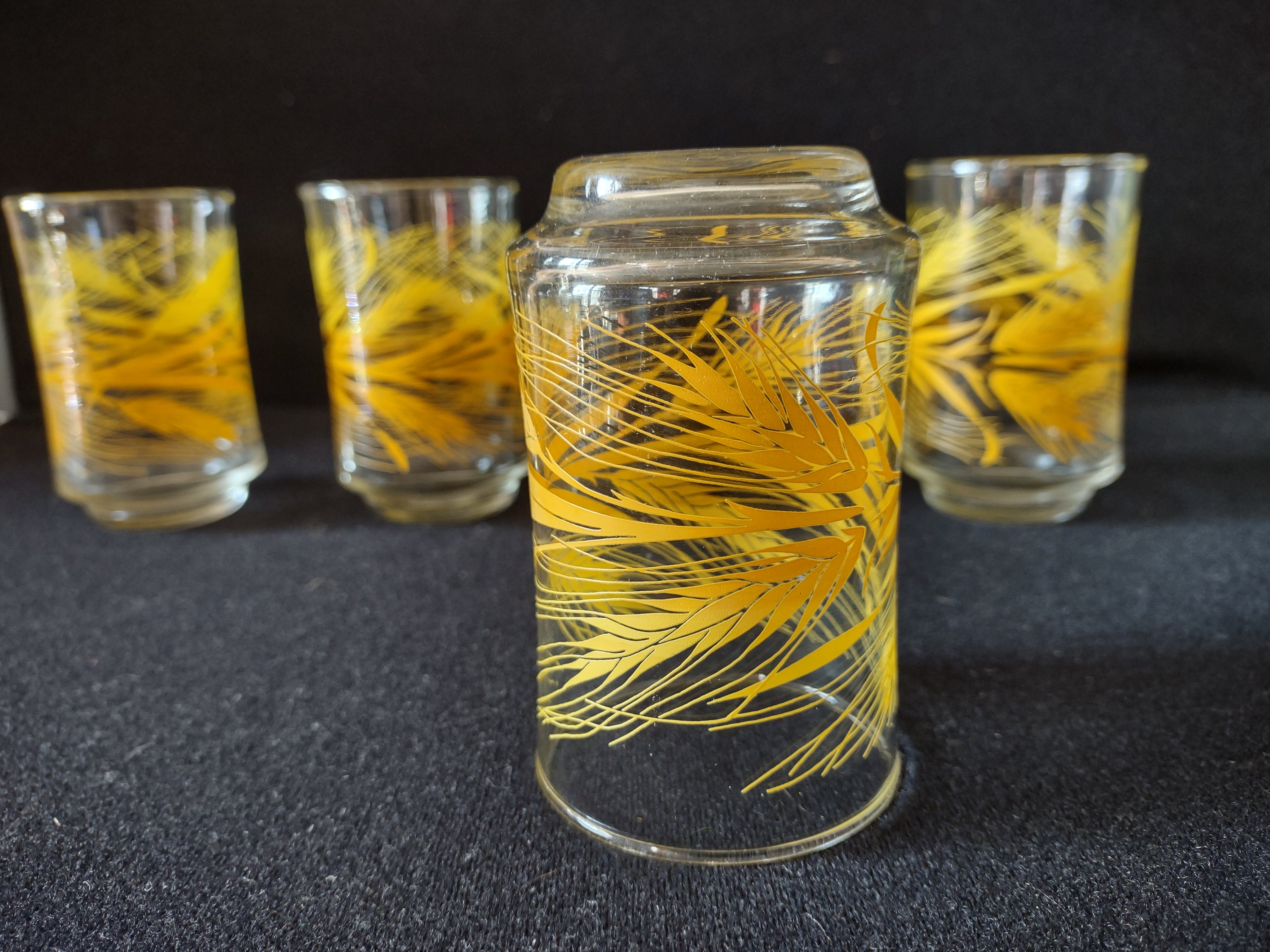 Vintage MCM Libbey 3-3/4" Golden Wheat Glasses x 4 (lot 5169)
