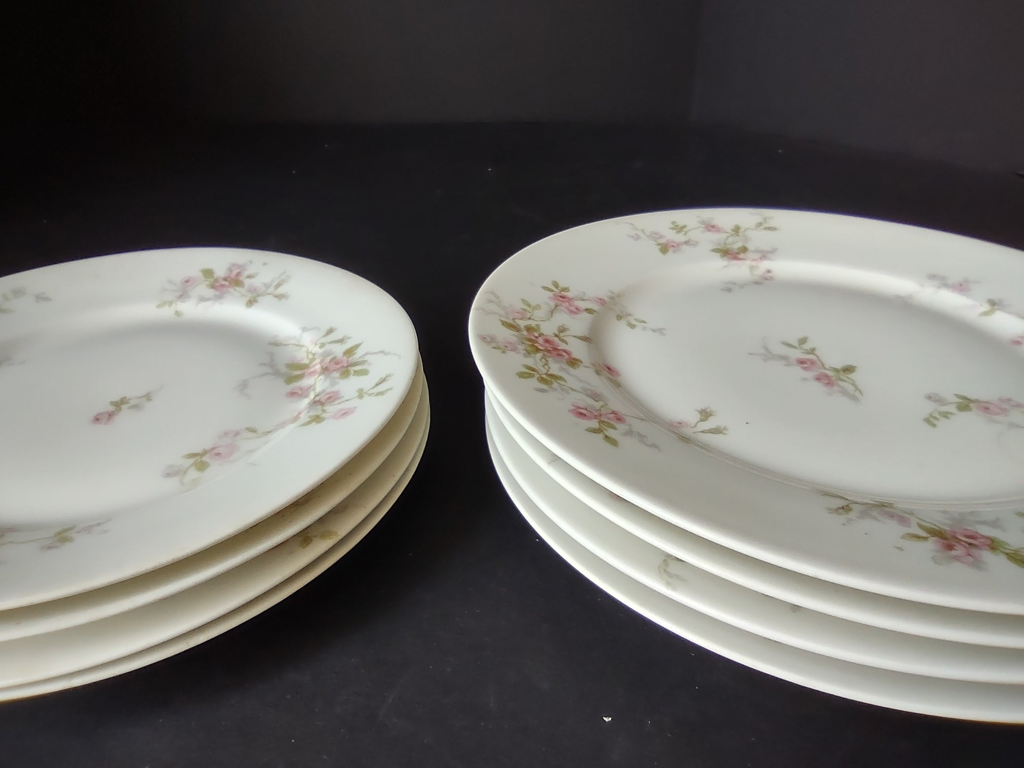 Haviland Limoges 4 x Salad/Dessert & 4 x Bread/Butter Plate Grey Moss (lot 919)