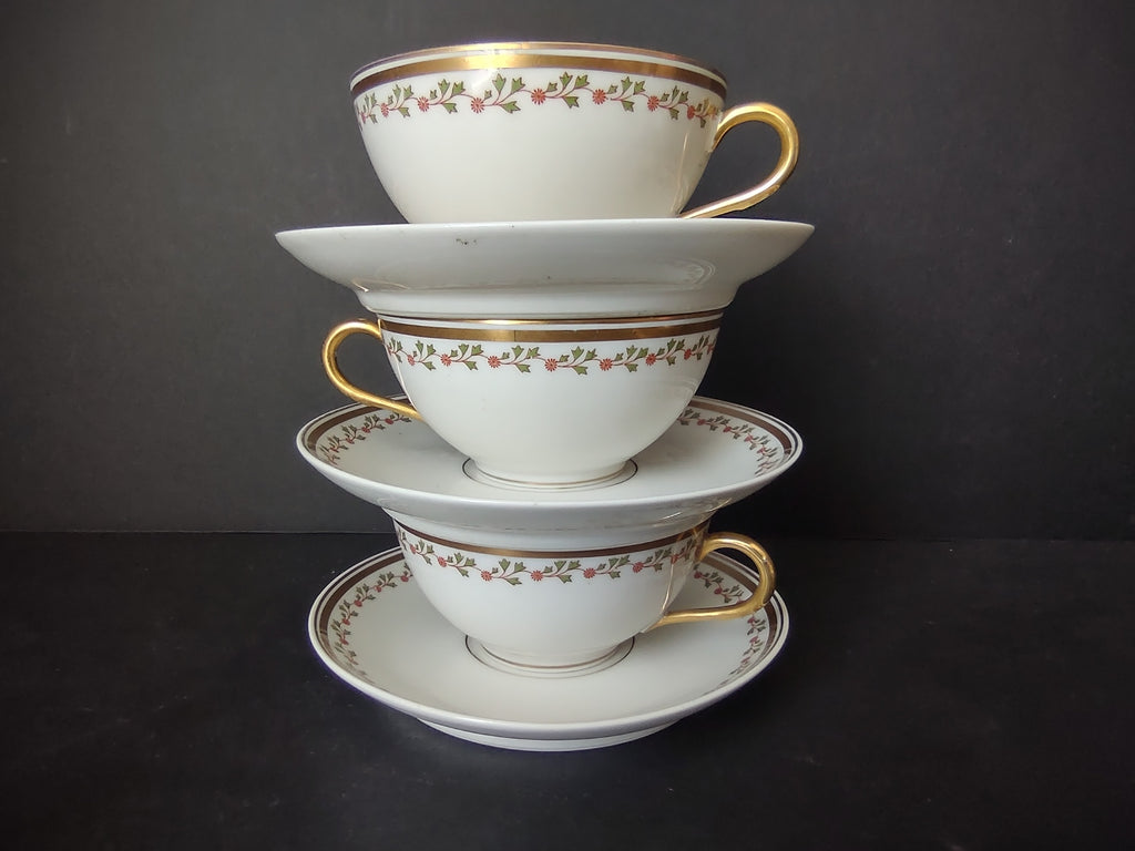 Old Abbey France Limoges 3 x Tea Cup & Saucer Clover Gold Trim (lot 865)