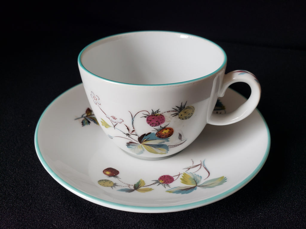 Vintage Royal Worcester Strawberry Fair Oven to Table Tea Cup (lot 2099)