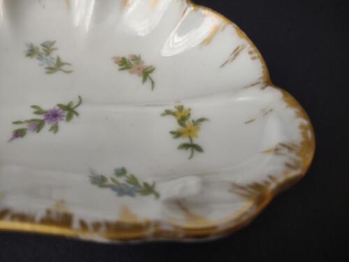 Vintage Haviland Limoges Bone Dish Flower Gold Trim (lot 785)
