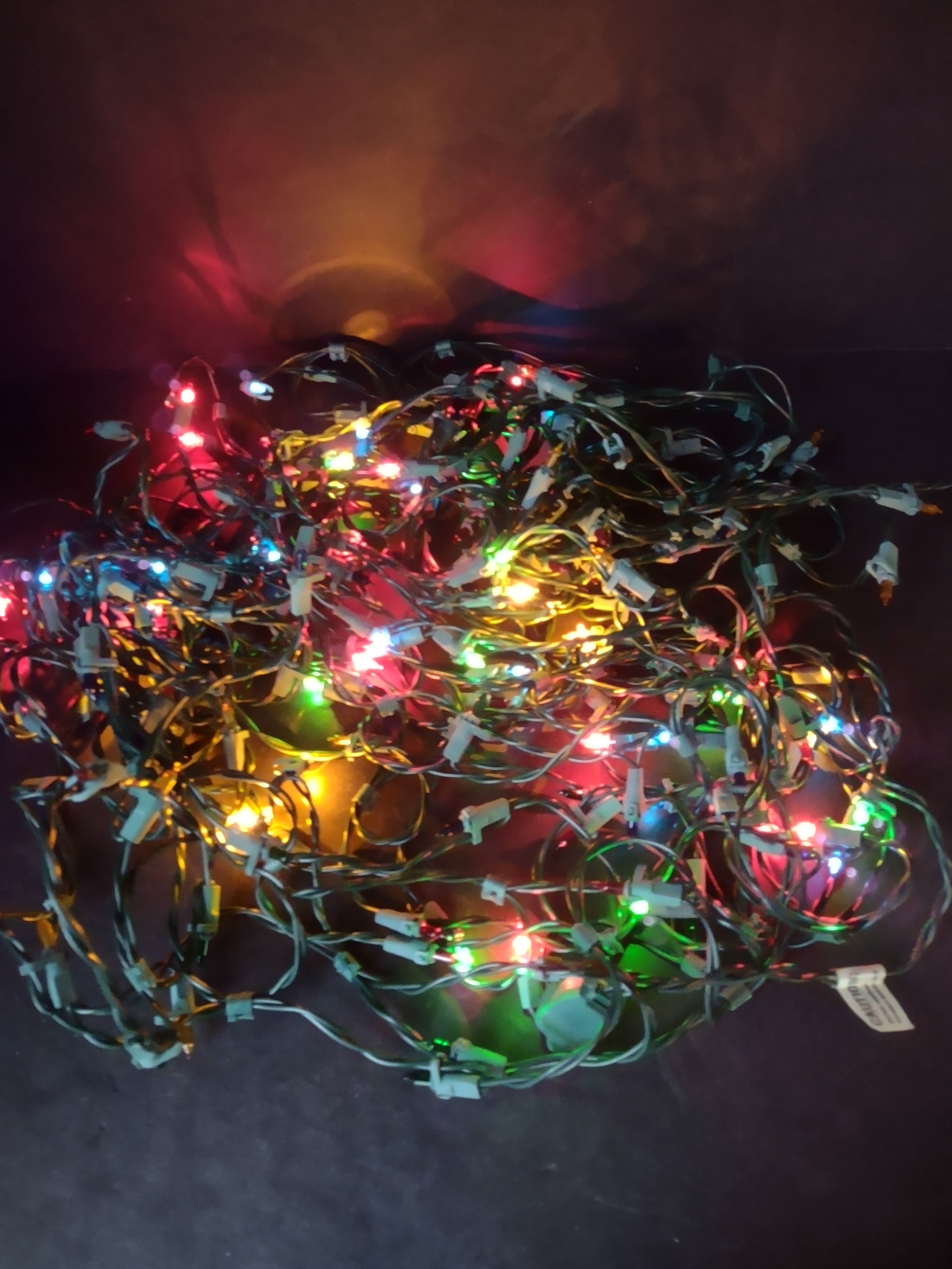 Christmas 150 Light Add-a-Set Net 6'x4' Sylvania Multi Color (lot 2418)